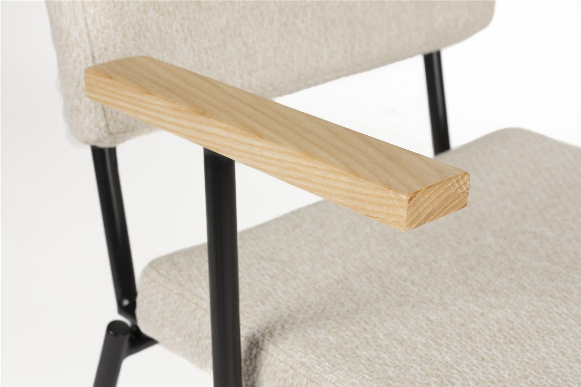Chair with fellow beige armrests with a black base
