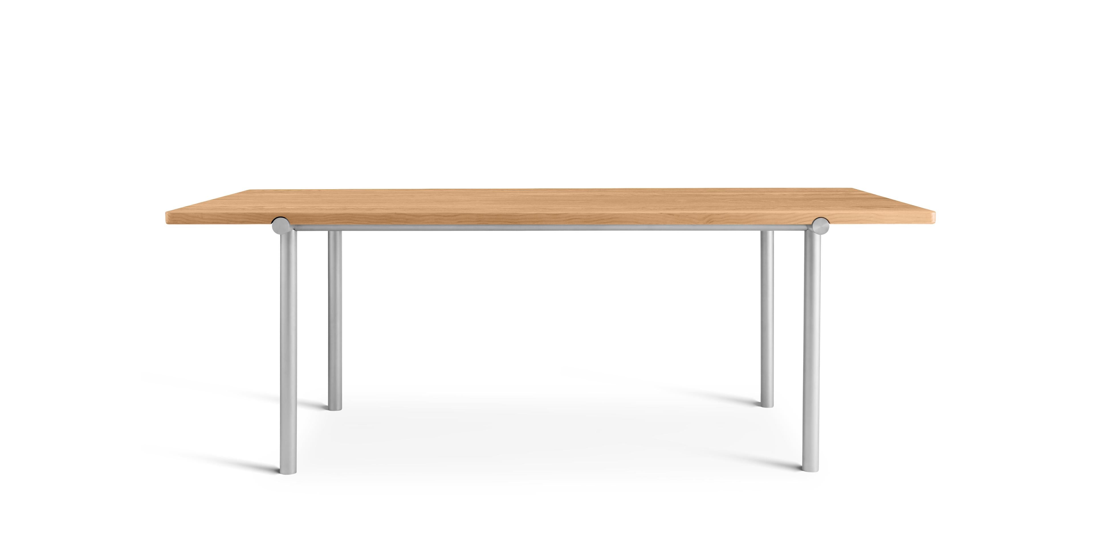 TUBBY TUBE Table oak with aluminum base