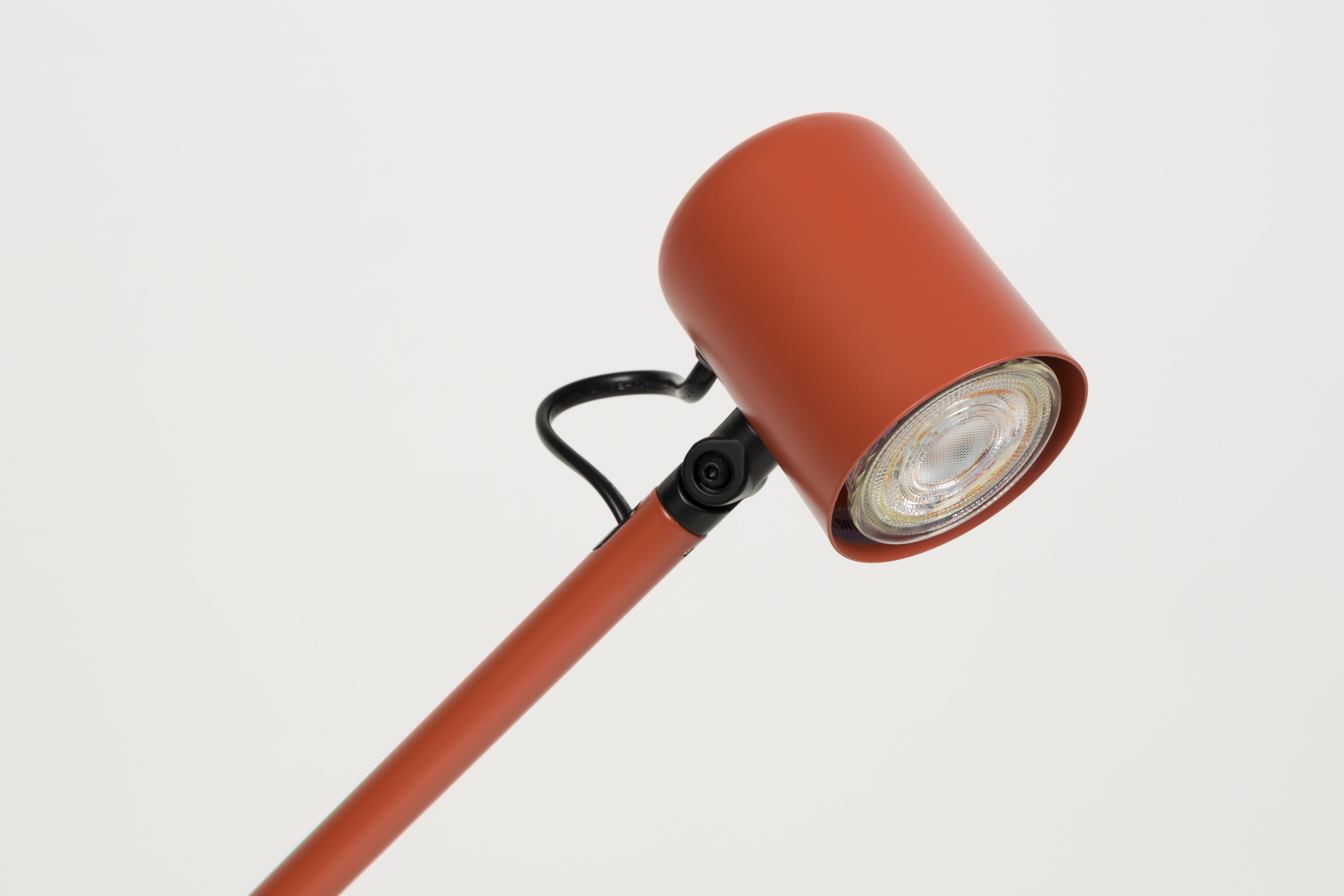 AERO red table lamp
