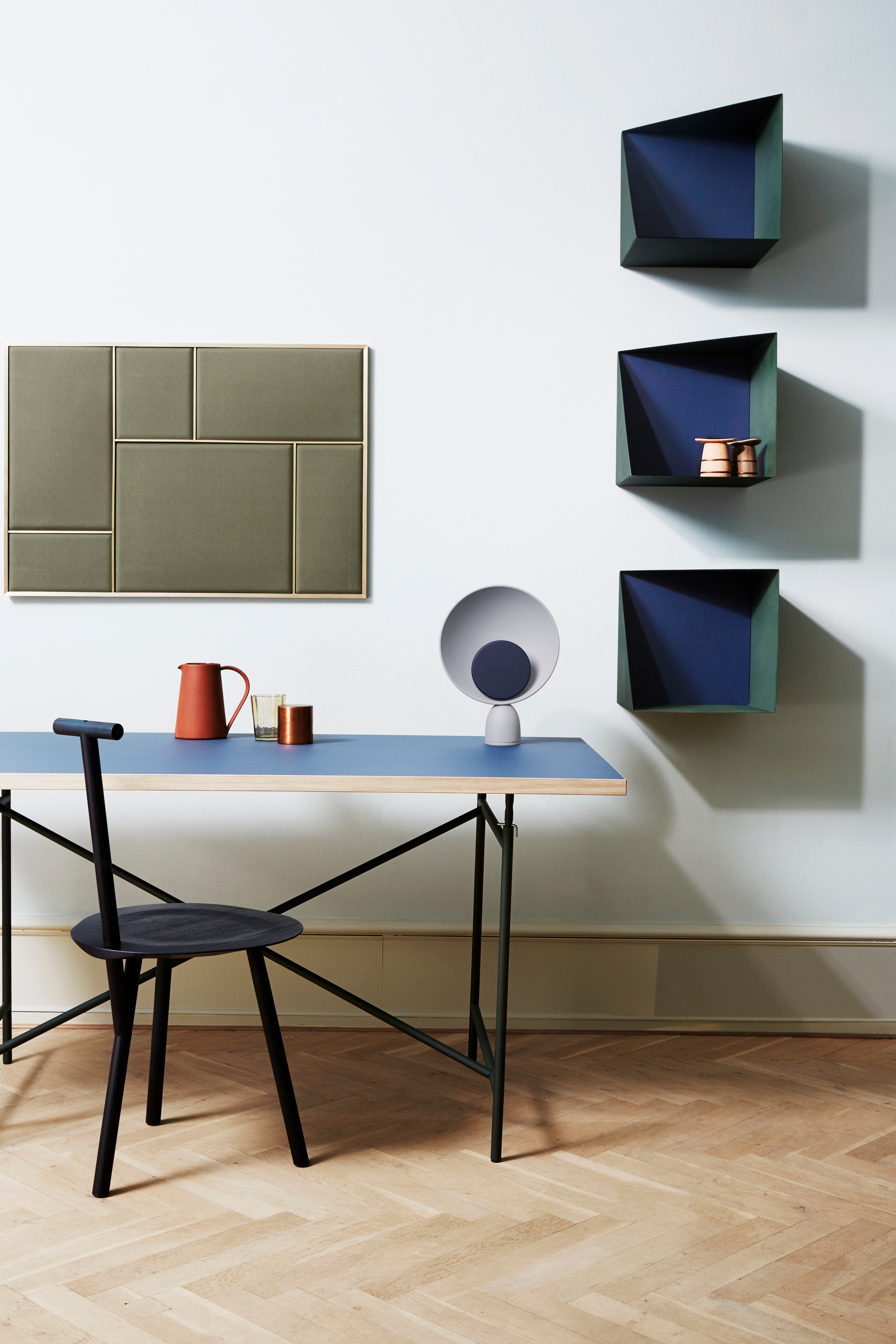 Tischlampe BLOOPER blau mit marineblau