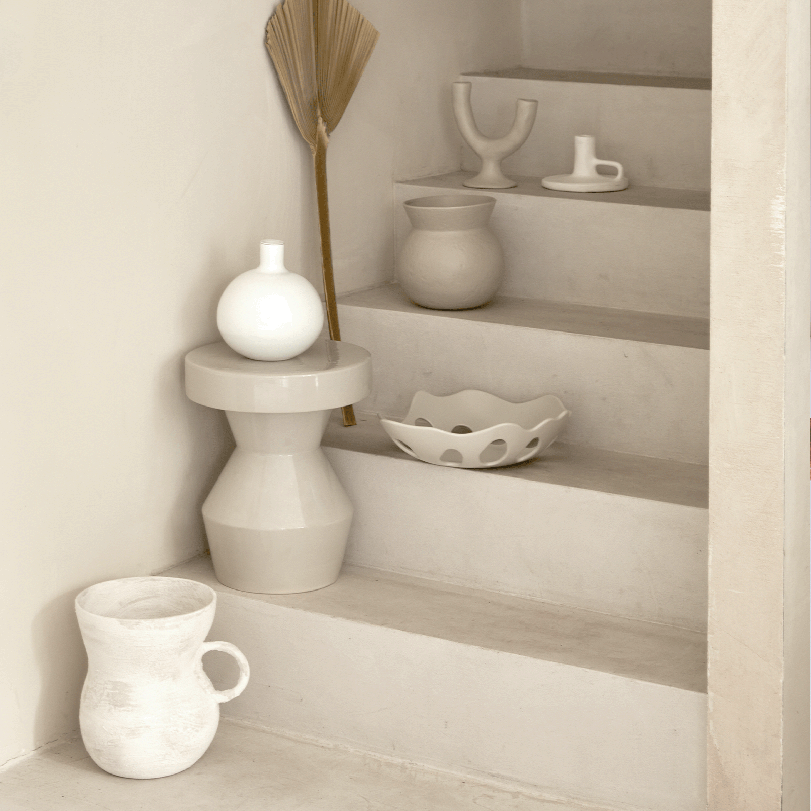 Side table Sculptural Cream Ceramics