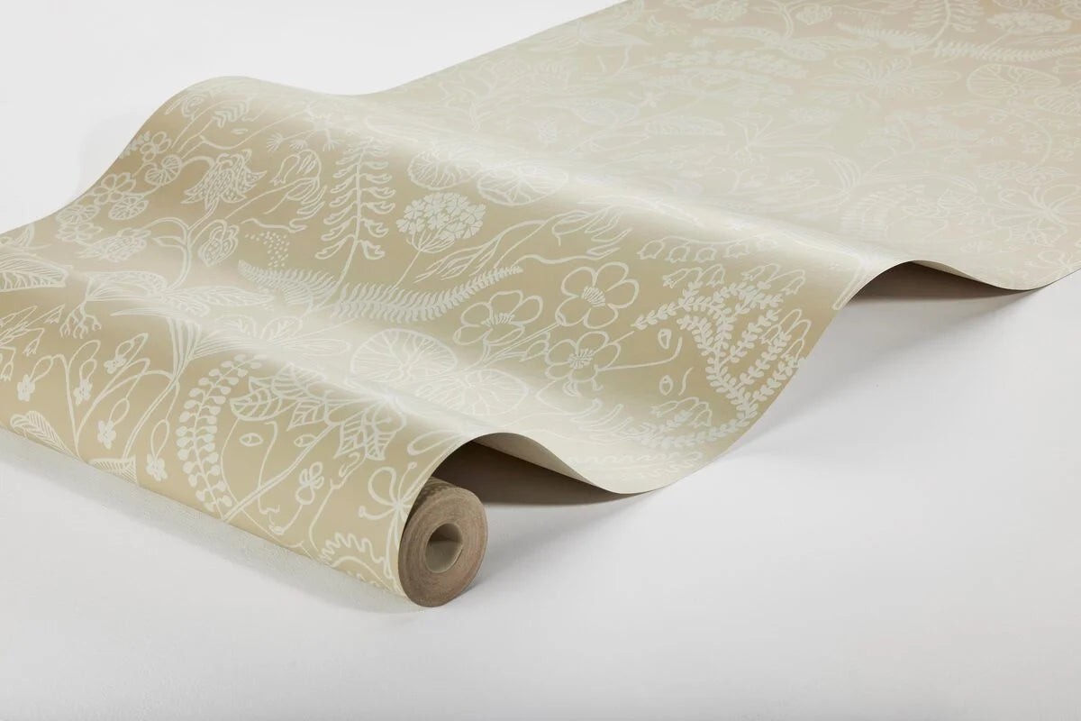 GRAZIA Floral Pattern Wallpaper in Sandy Beige