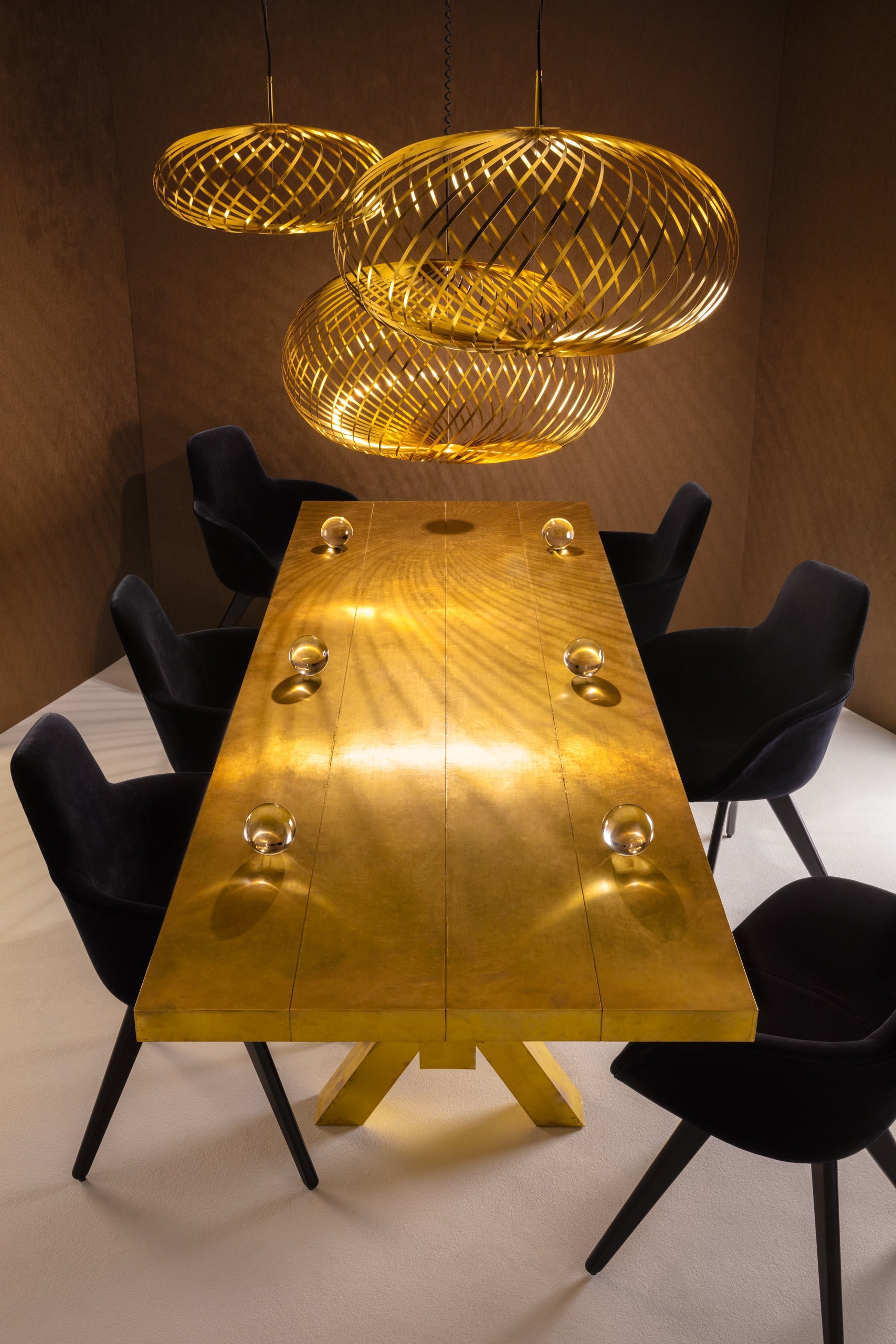 Spring zloty hanging lamp
