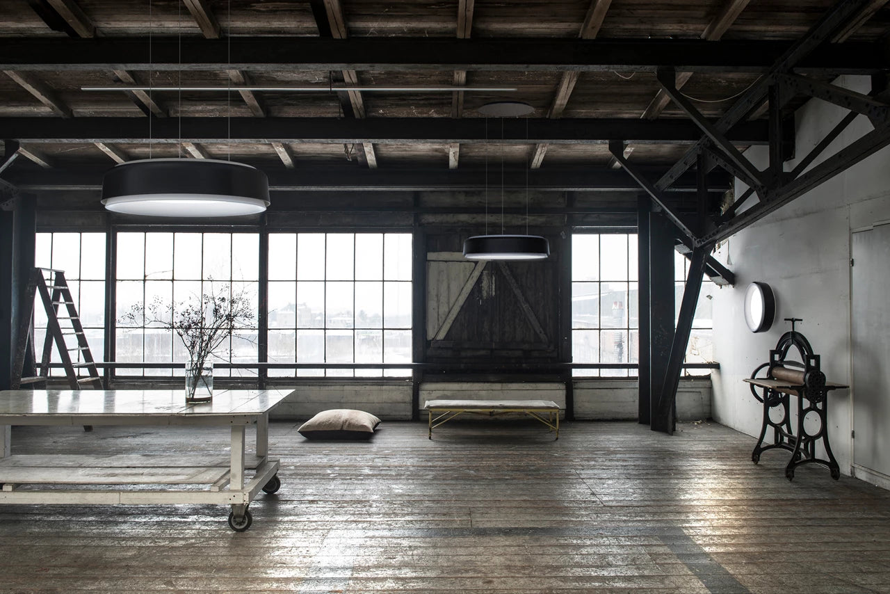 LP GRAND black wall lamp