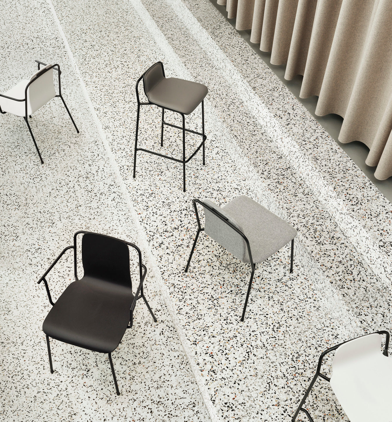 Chair with armrests Studio Veneer Oak with a black base