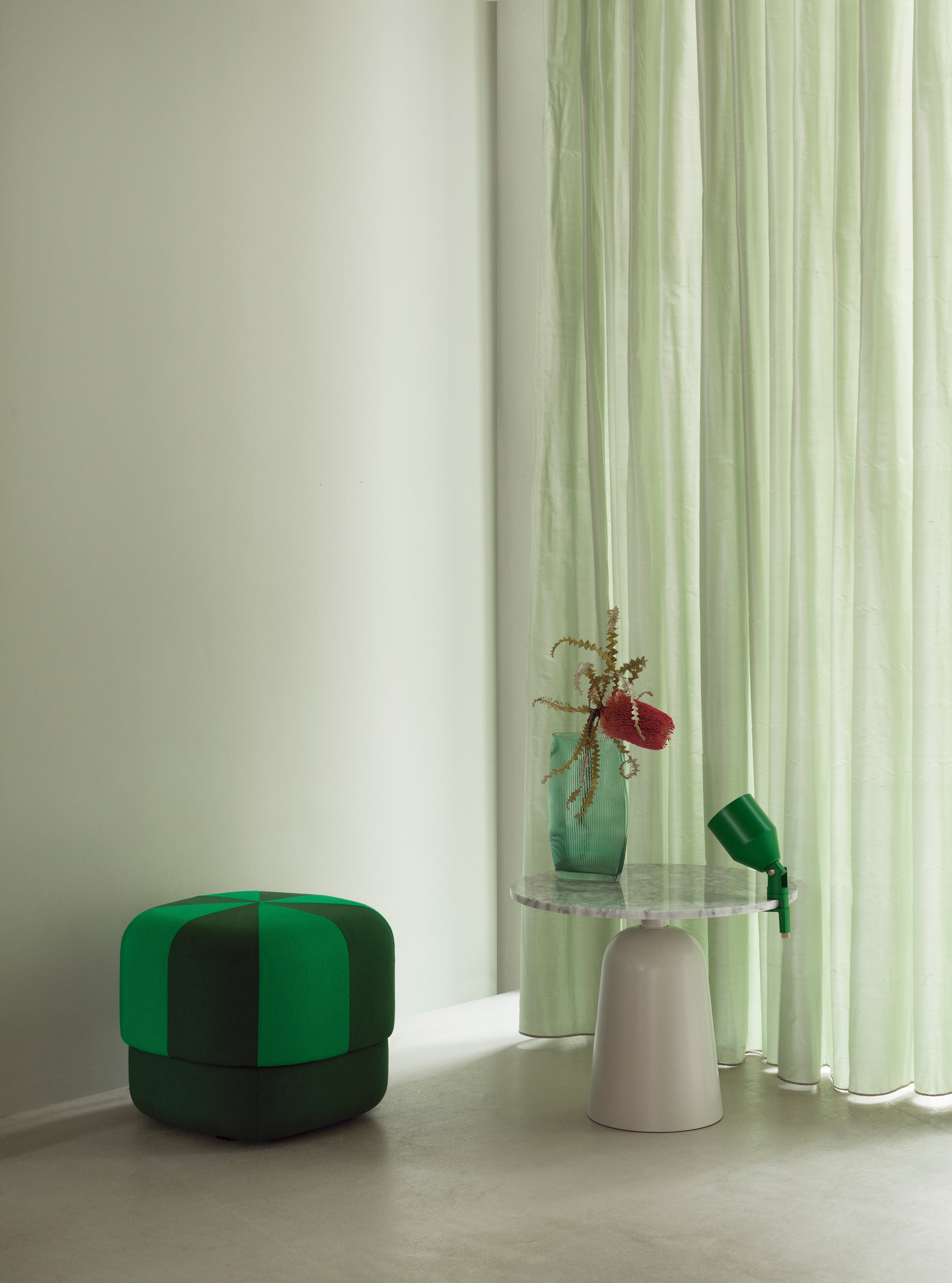 Portable wall lamp KLIP green