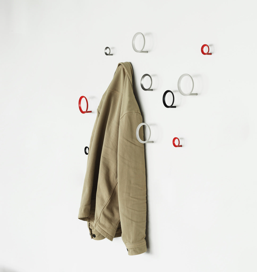 LOOP coat rack red