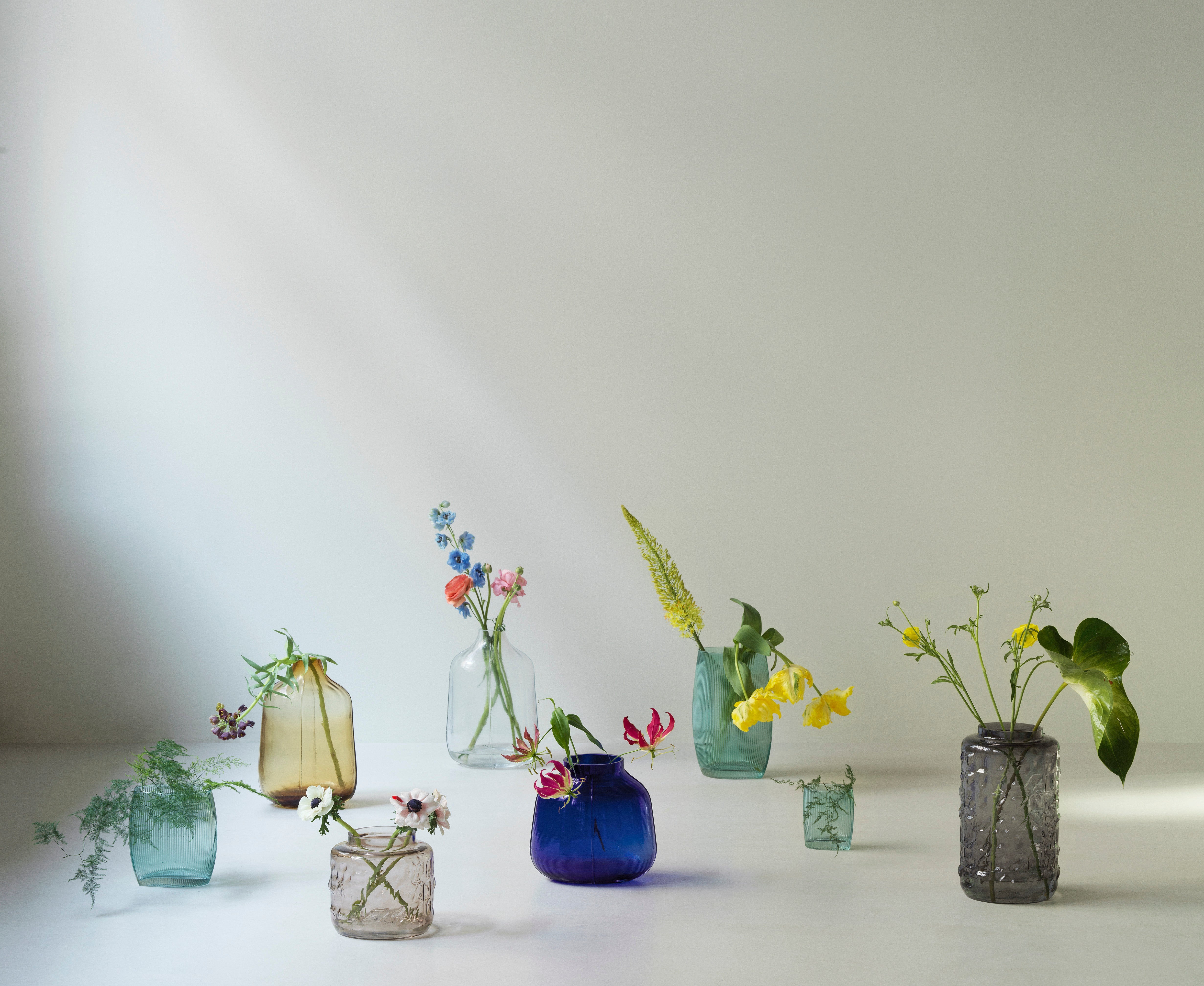 TIDE blue vase
