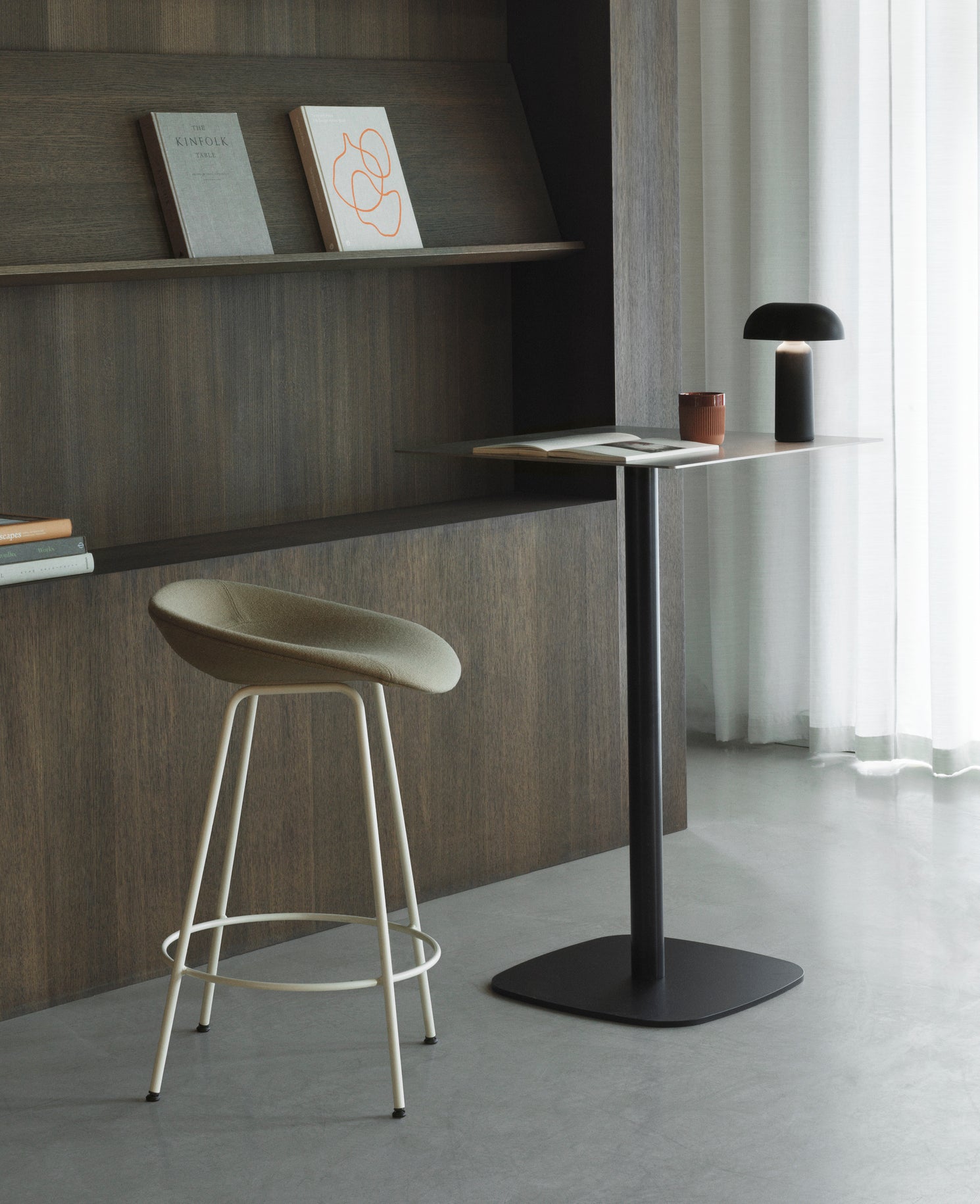 Bar chair Upholstered beige mat with a cream base