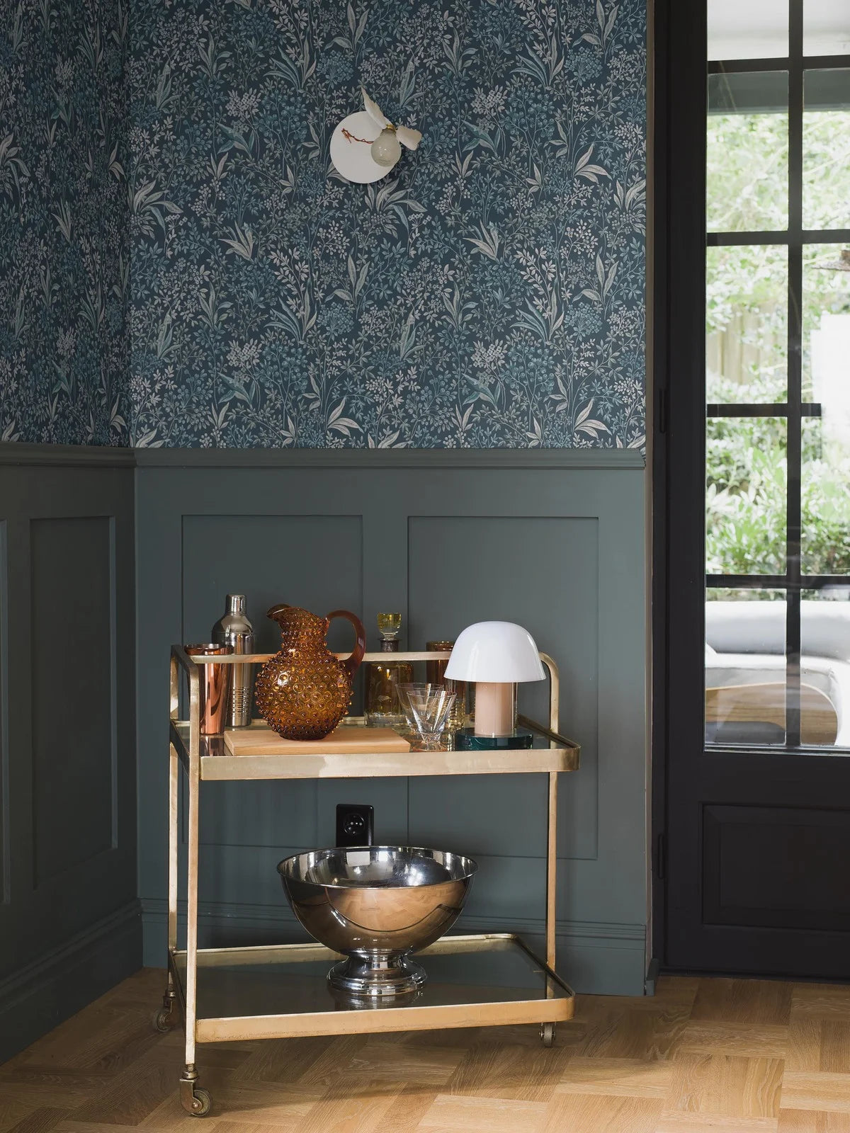 Non-woven paper wallpaper with a botanical pattern NOCTURNE dark blue