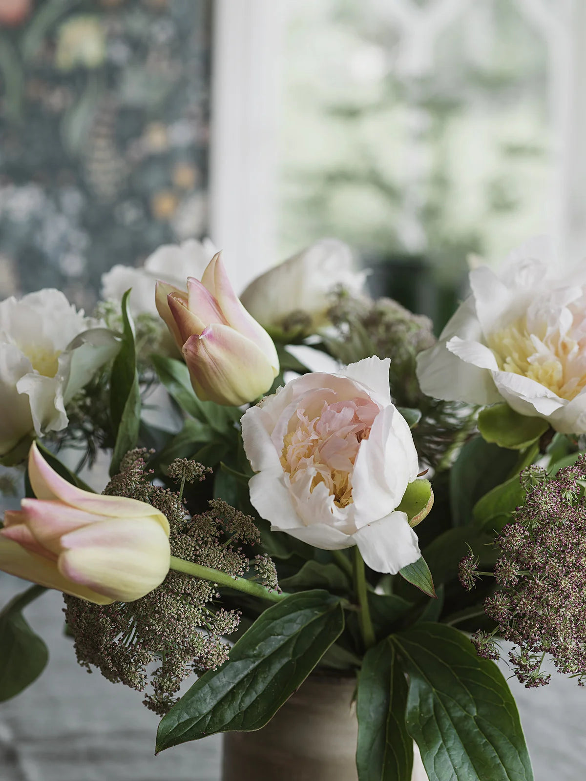 Floral Pattern Wallpaper BLOMSTERHAV Navy Blue with Green