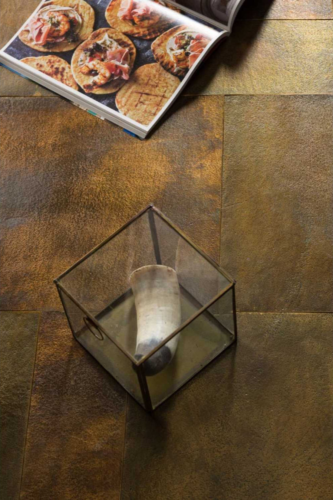 LEE dark brown coffee table with a black base