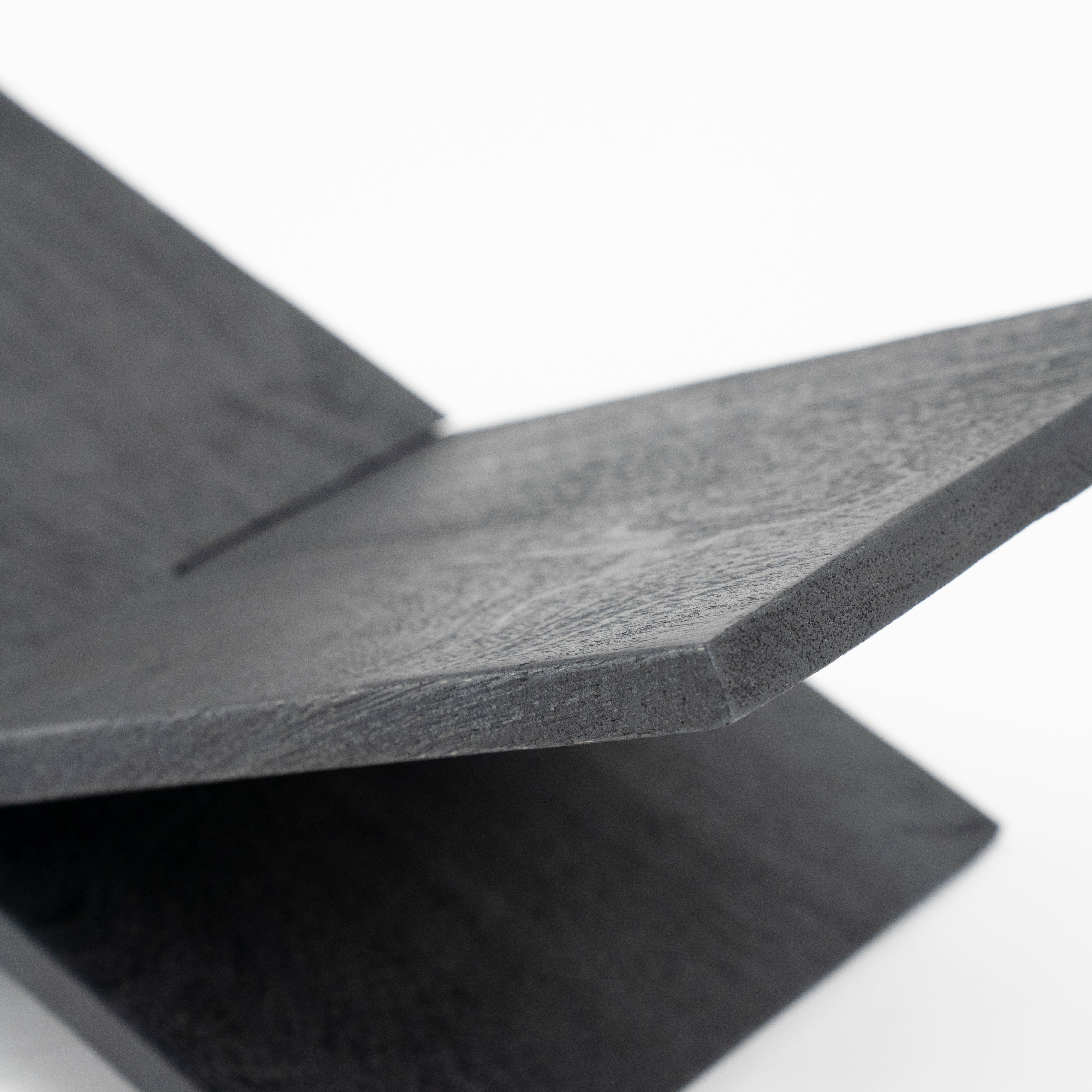 Buchständer TEE schwarzes Mangoholz