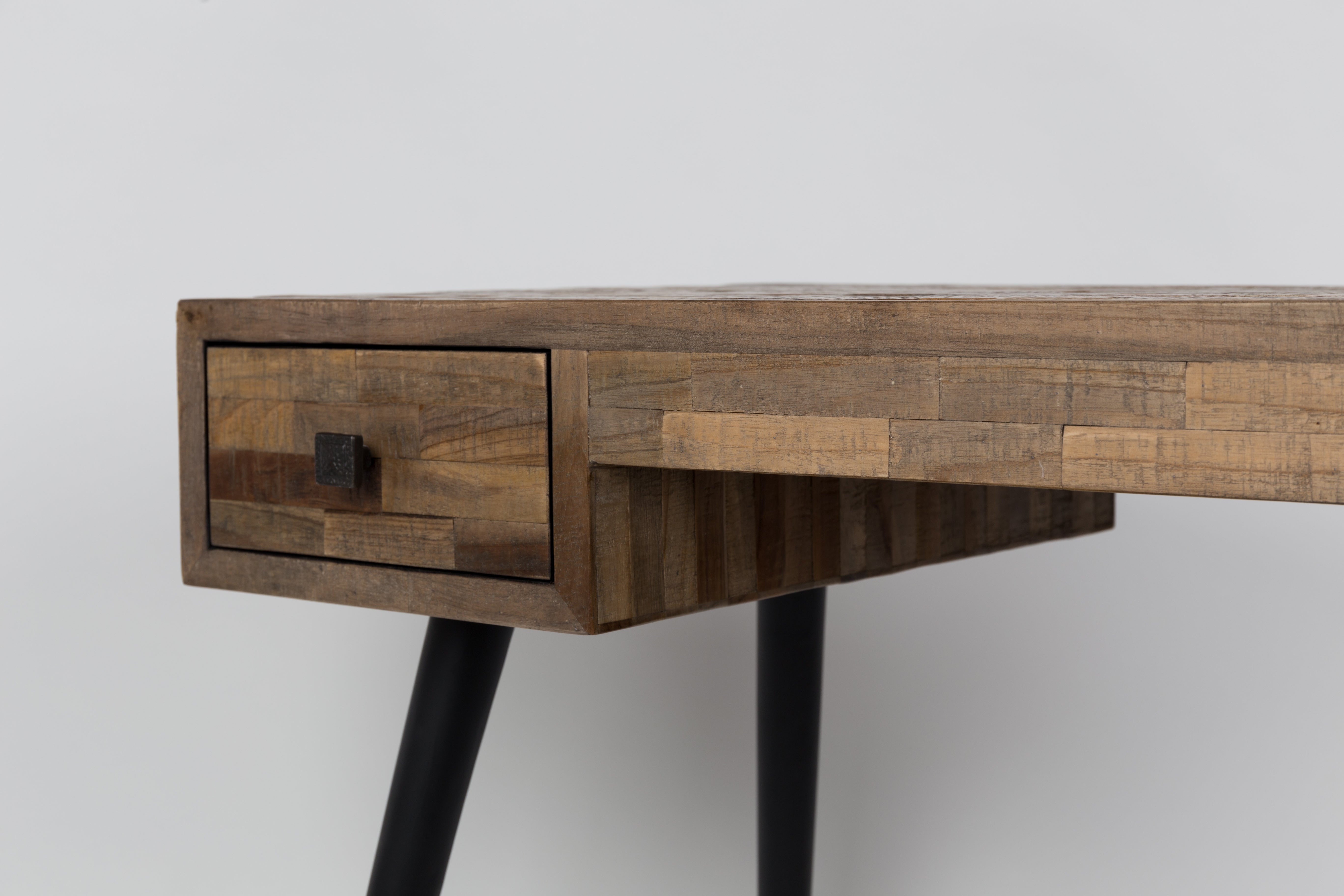 Schreibtisch Leo Wood