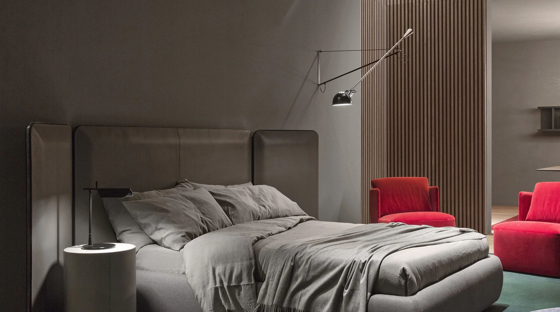 Wall lamp with arm 265 white