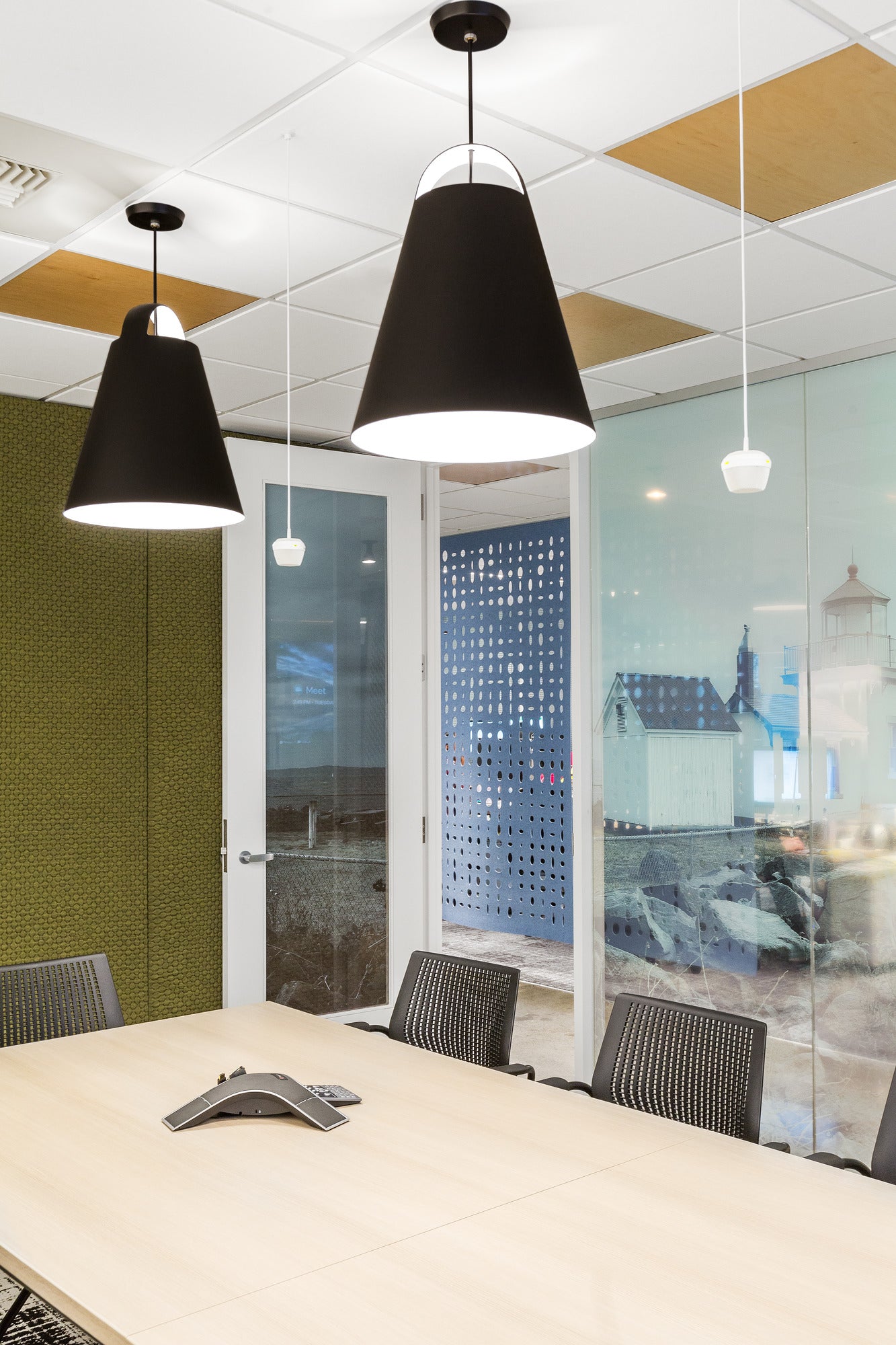 ABOVE black pendant lamp