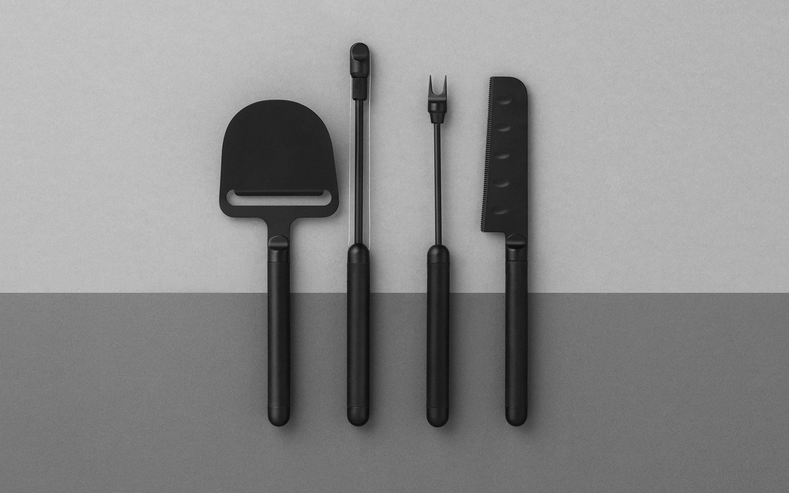 Cheese board PEBBLE black