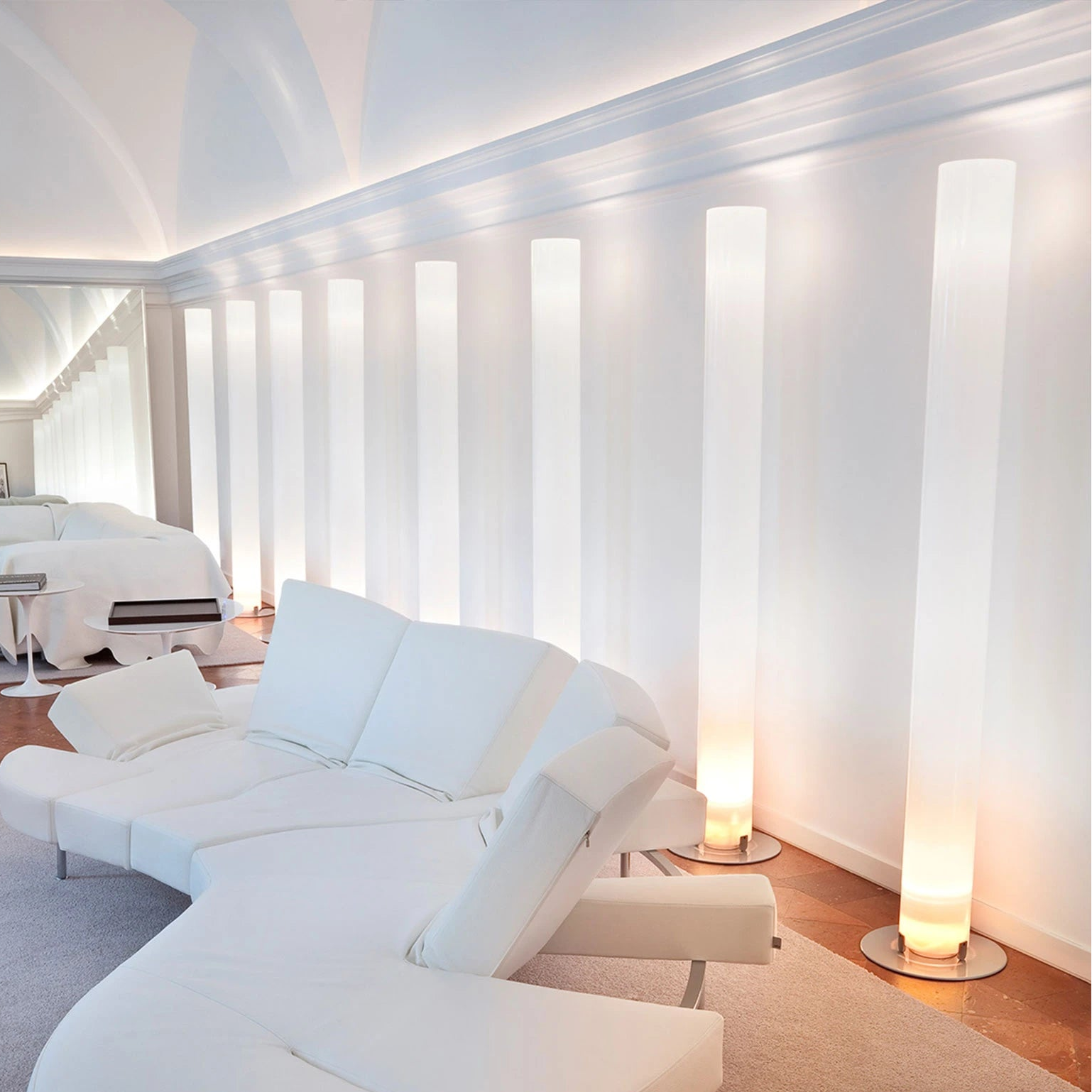 STYLOS White Floor Lamp