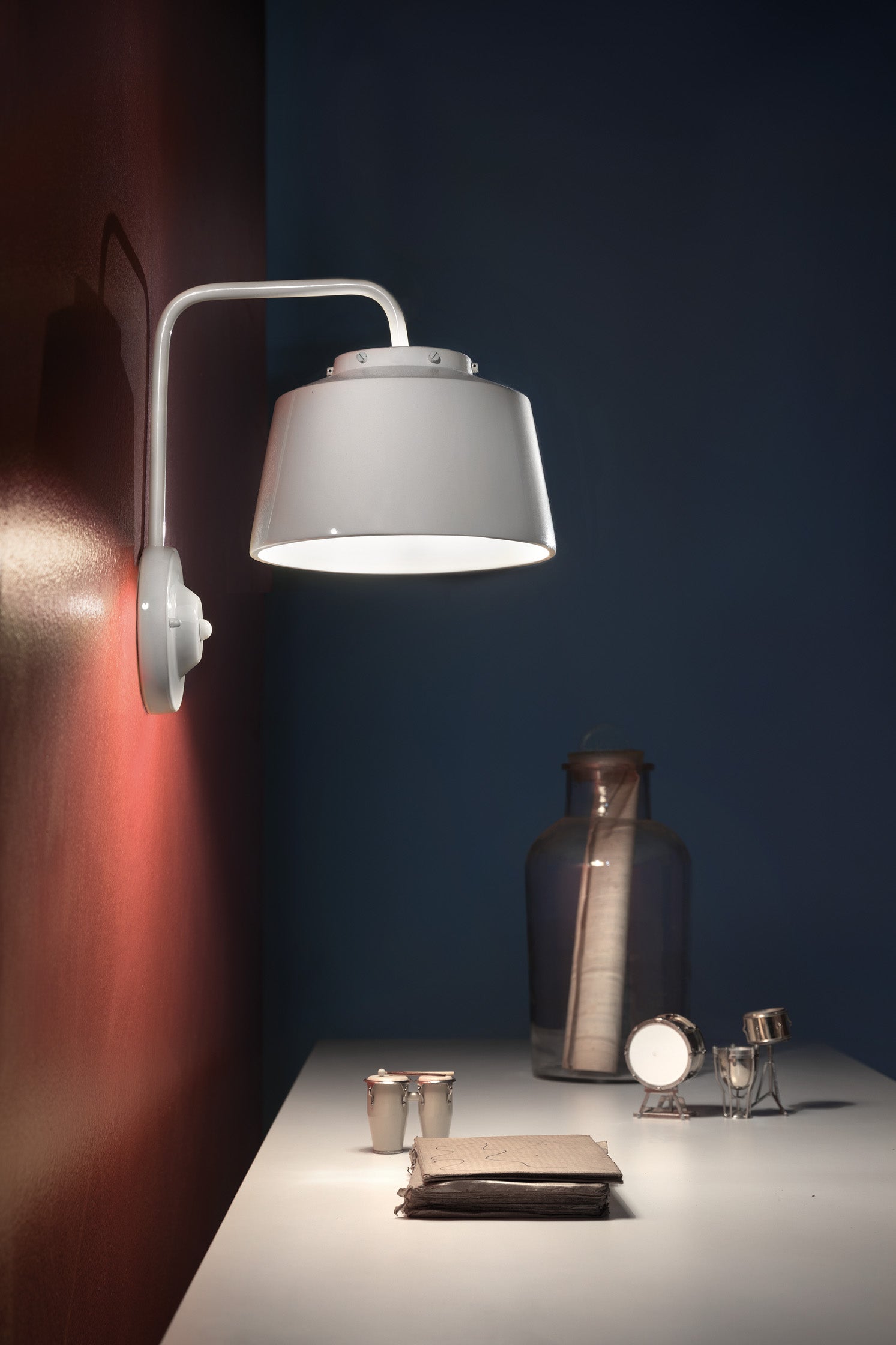 Keramik Wandlampe 50er Jahre rot