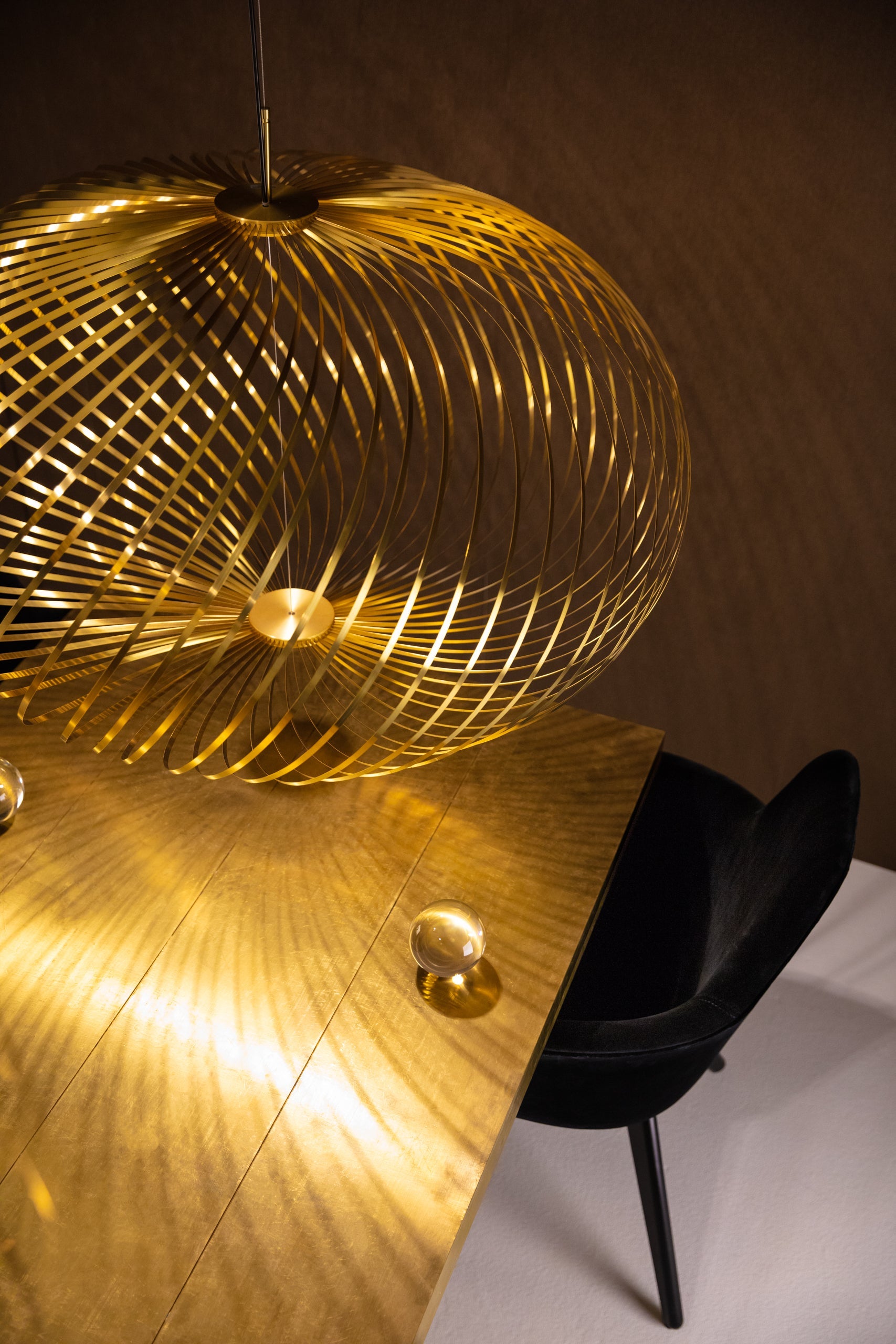 Spring zloty hanging lamp