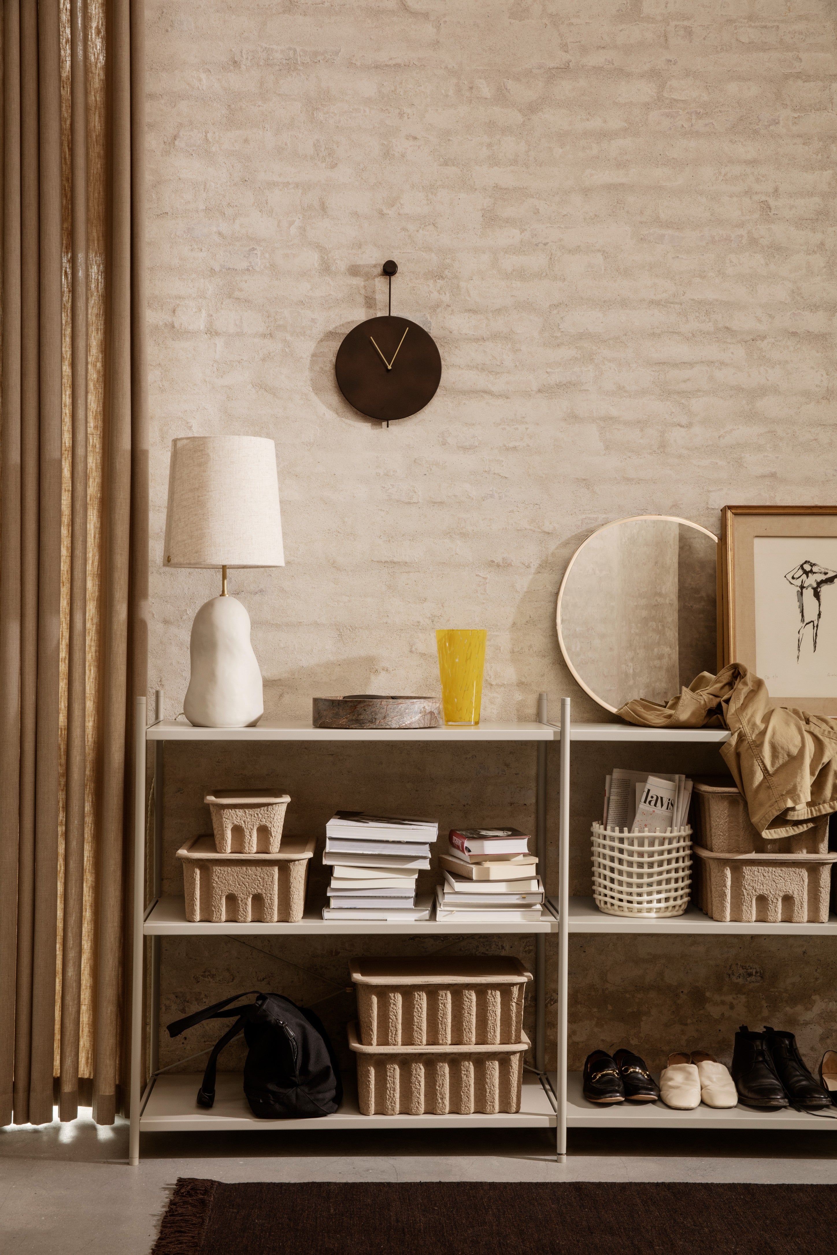 HEBE table lamp base in broken white