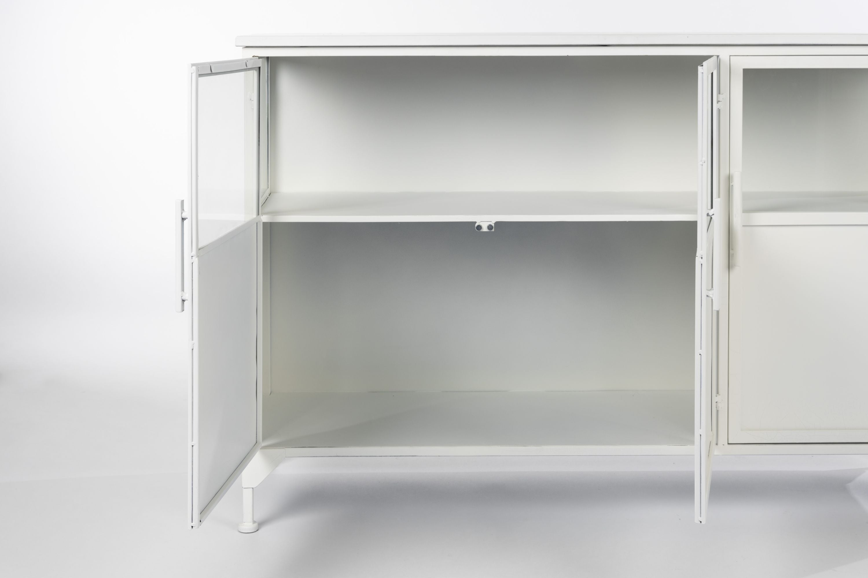 Cabinet Miya Low 3do White Label Living Eye on Design