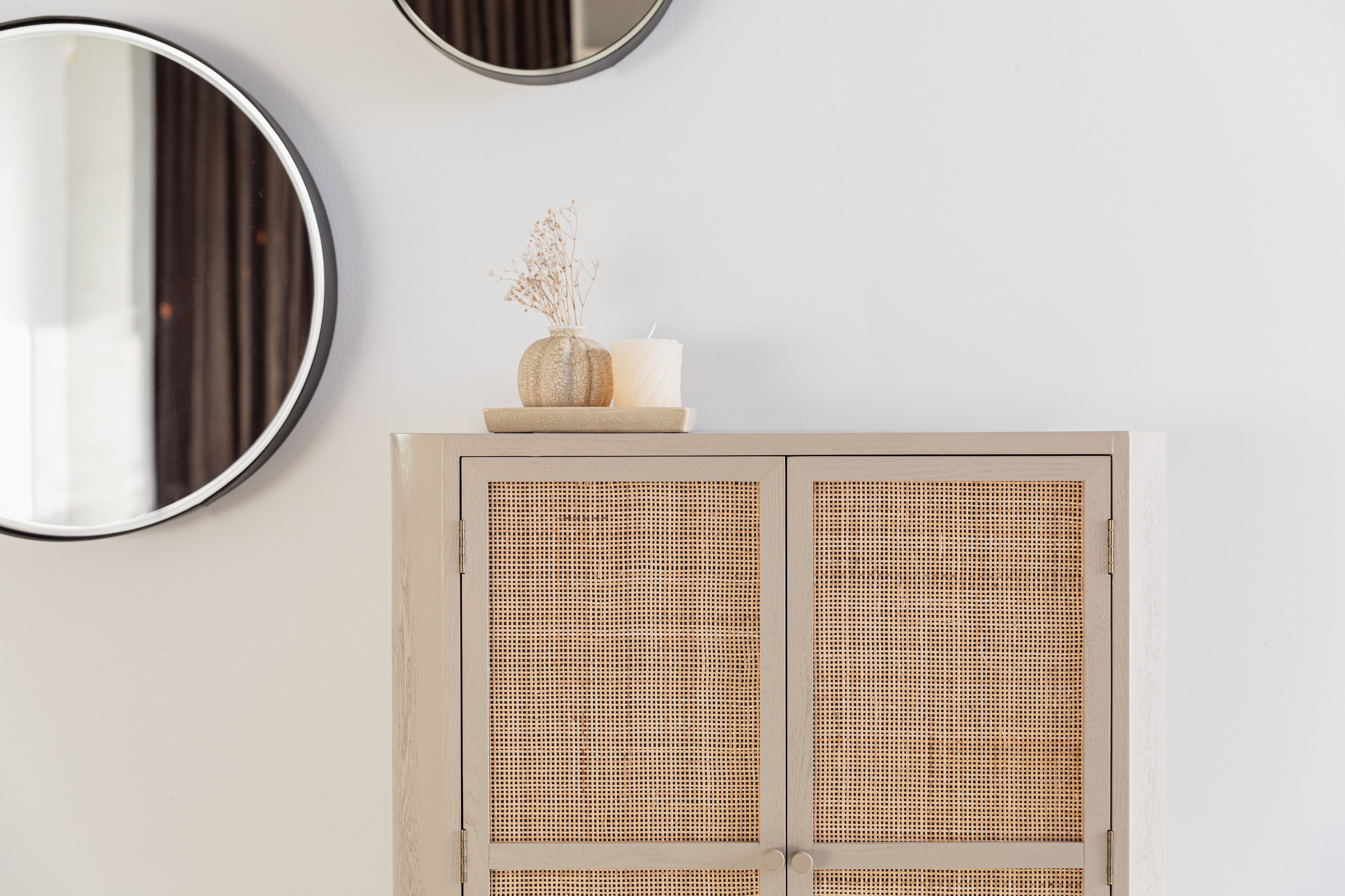 Cabinet Amaya Low 2do White Label Living Eye on Design