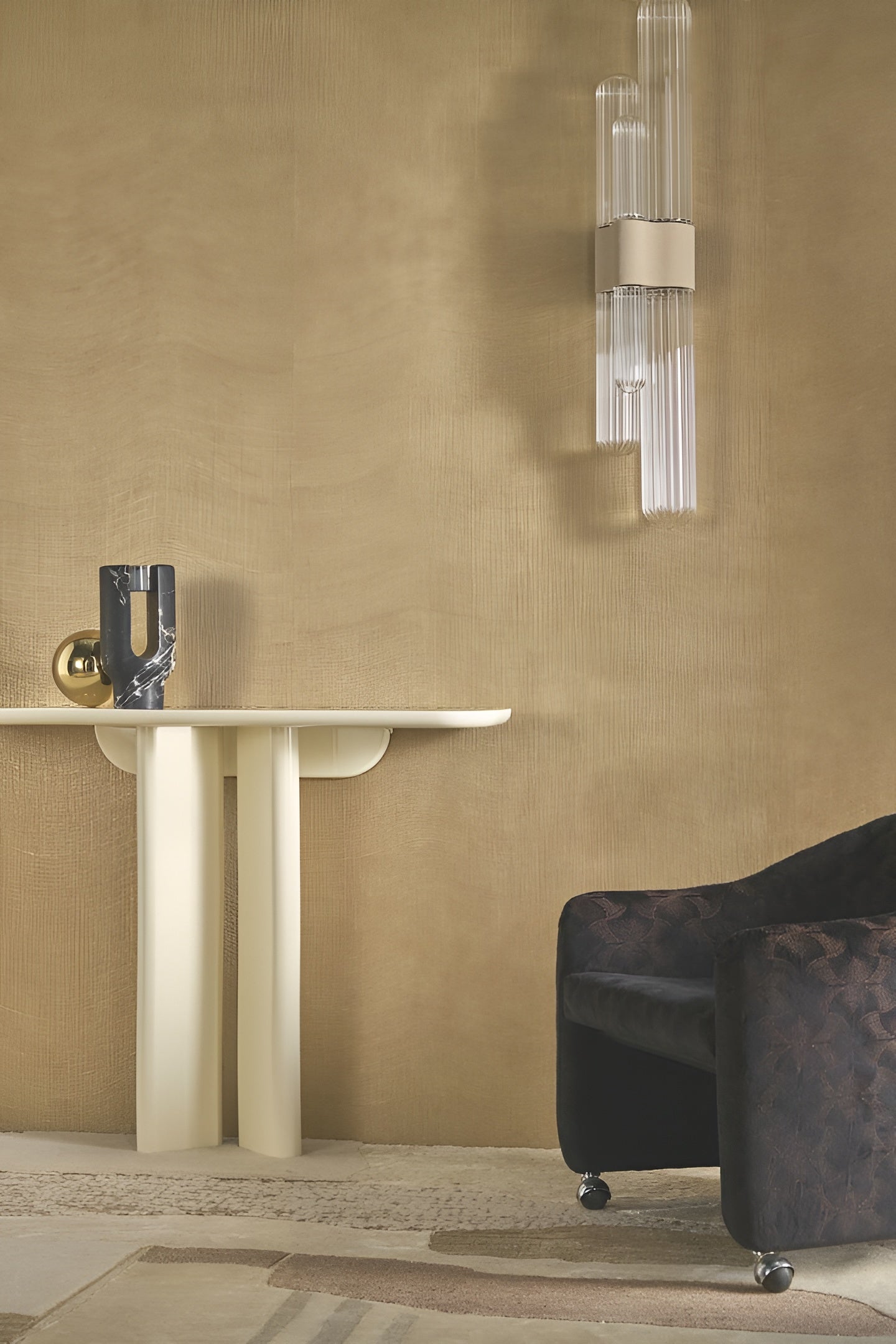 Metallic Structural Wallpaper in Waves KOTA - VERT DORÉ Green with Gold