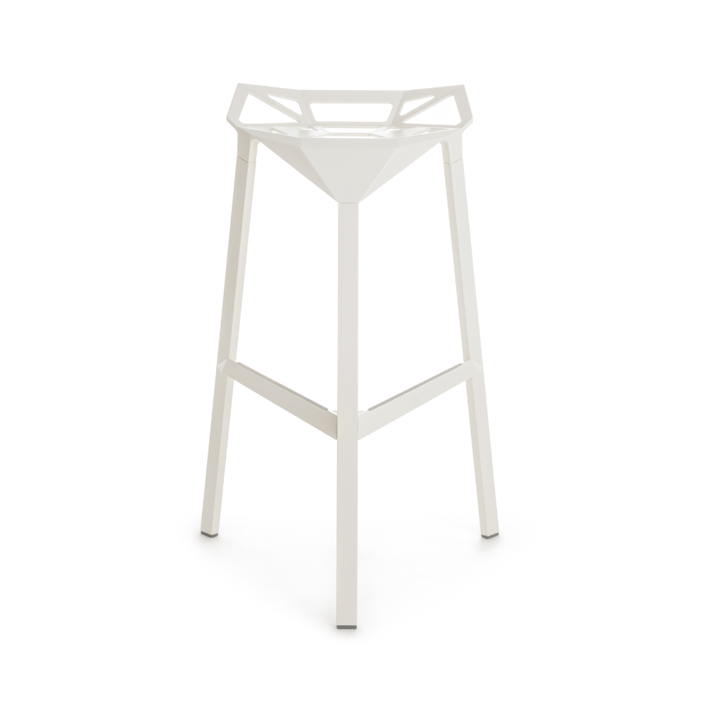 STOOL_ONE white stool