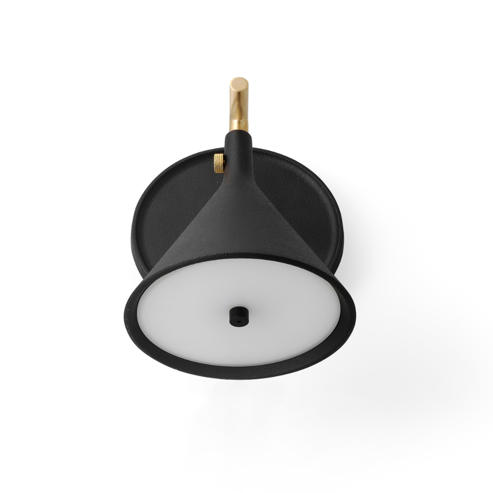 CAST SCOUCE schwarze Wandleuchte