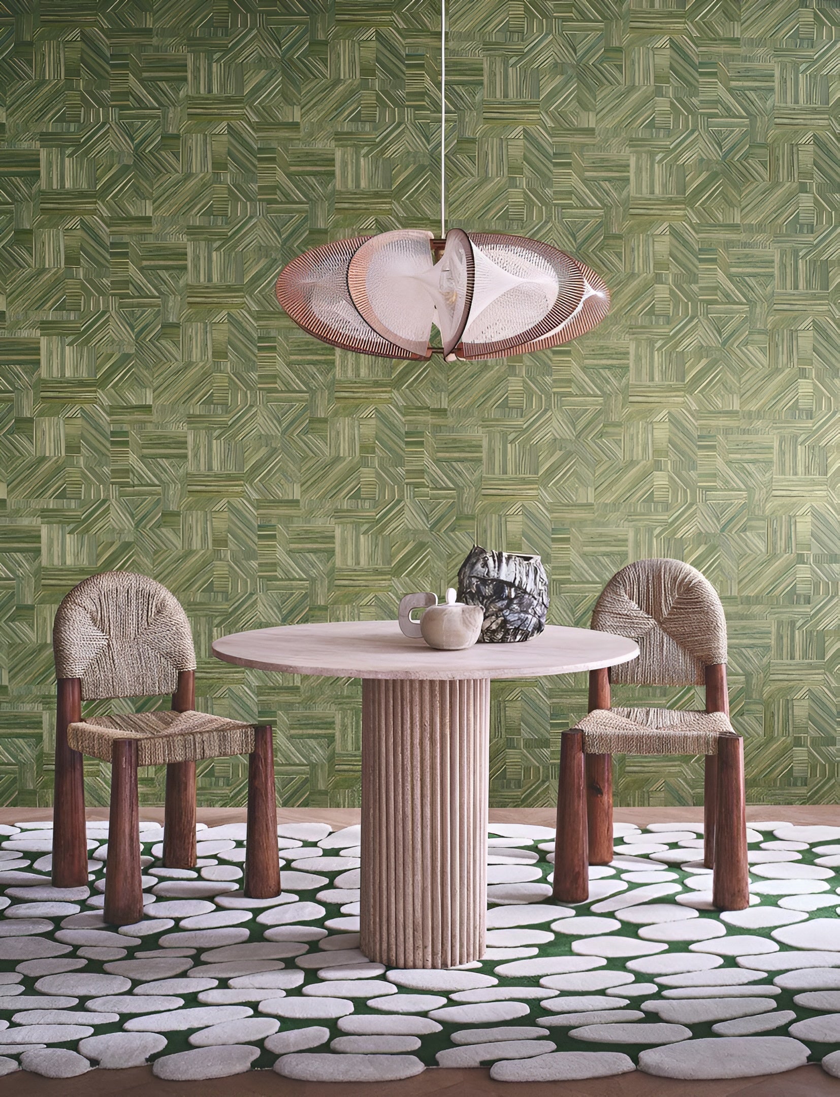 Wallpaper imitating straw patchwork IMBRICATION - VERT MOUSSE green
