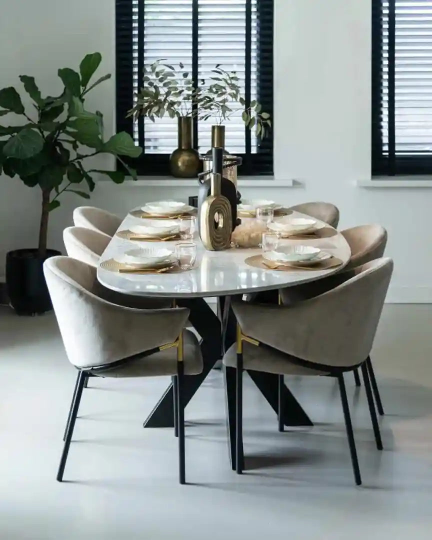 TROCADERO table white marble with black base
