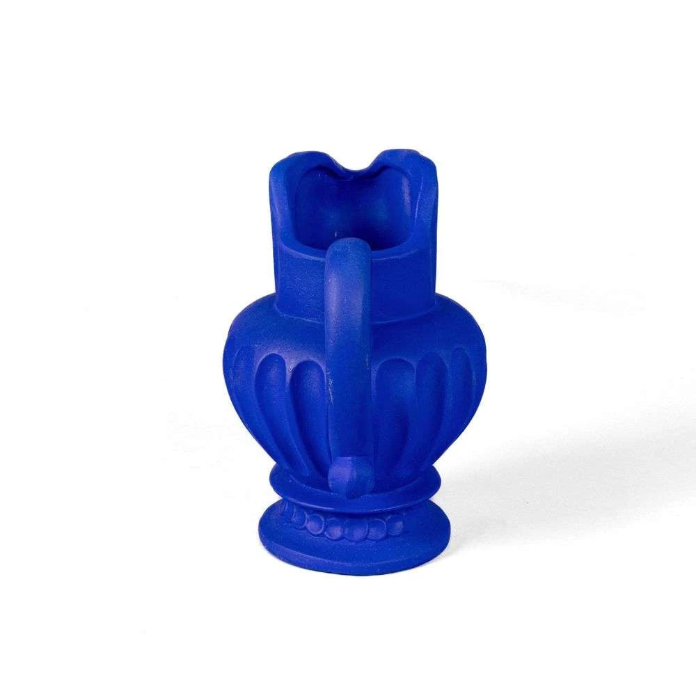 Caraff's jug blue