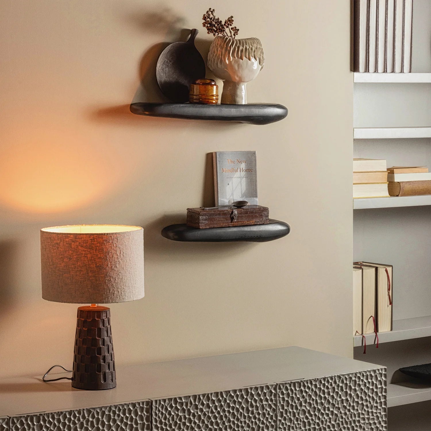 ROCK wall shelf black