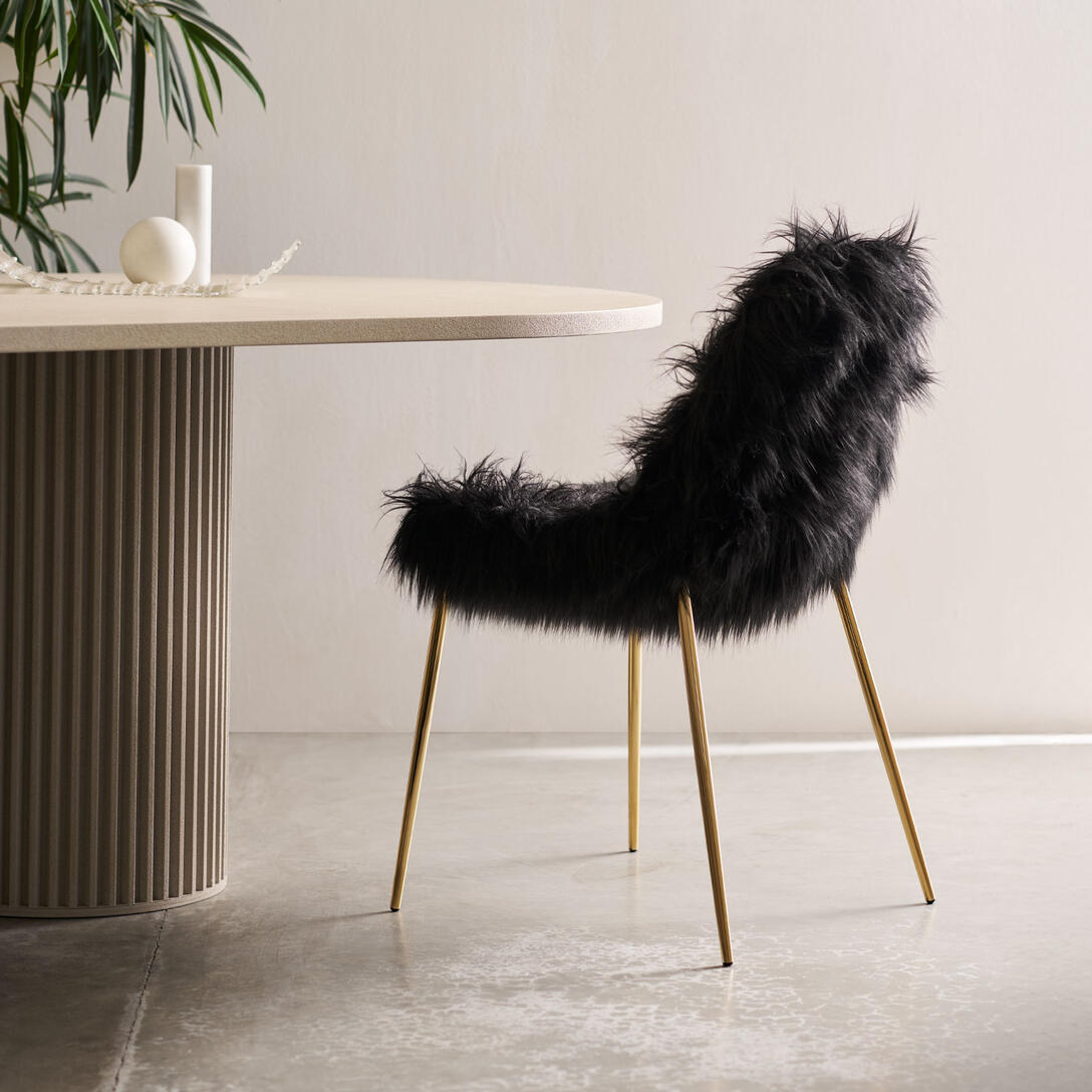Stuhl MAMMAMIA FUR schwarz mit goldenem Fuß