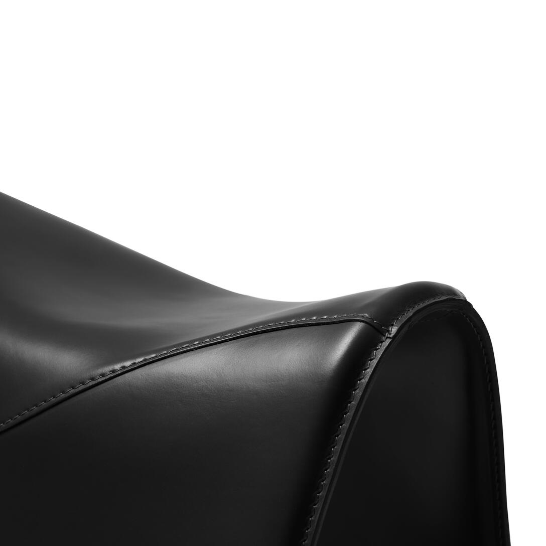 PEPE seat black leather