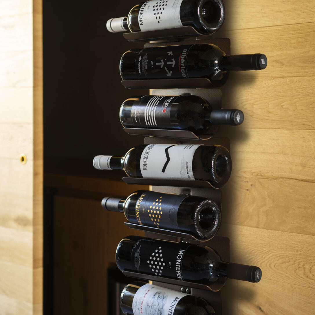 PTOLOMEO VINO brown hanging wine rack