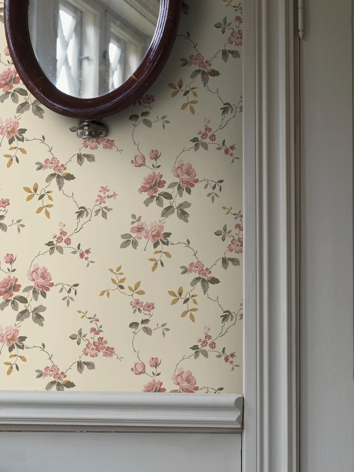 Non-woven paper wallpaper with a floral pattern VÄRMDÖ beige with pink