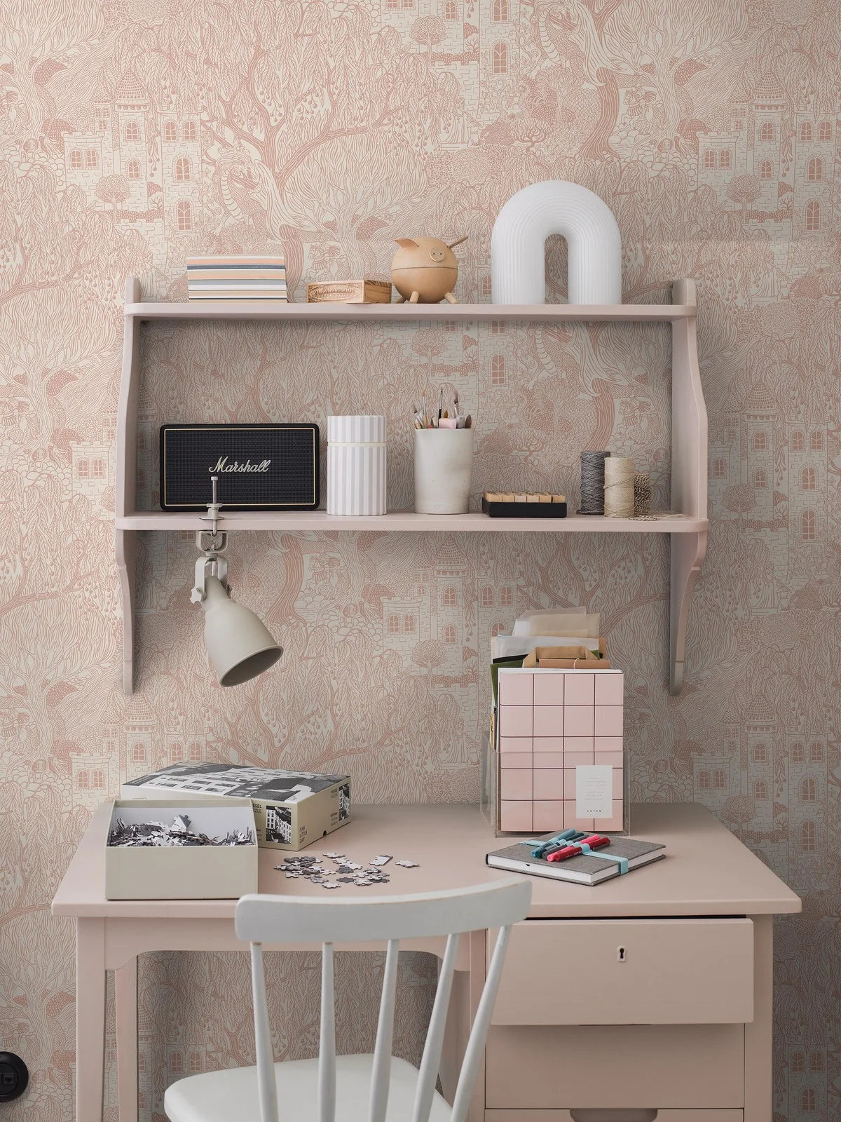 Children's wallpaper with a fairy tale theme KINGDOM OF THE WILLOW pink