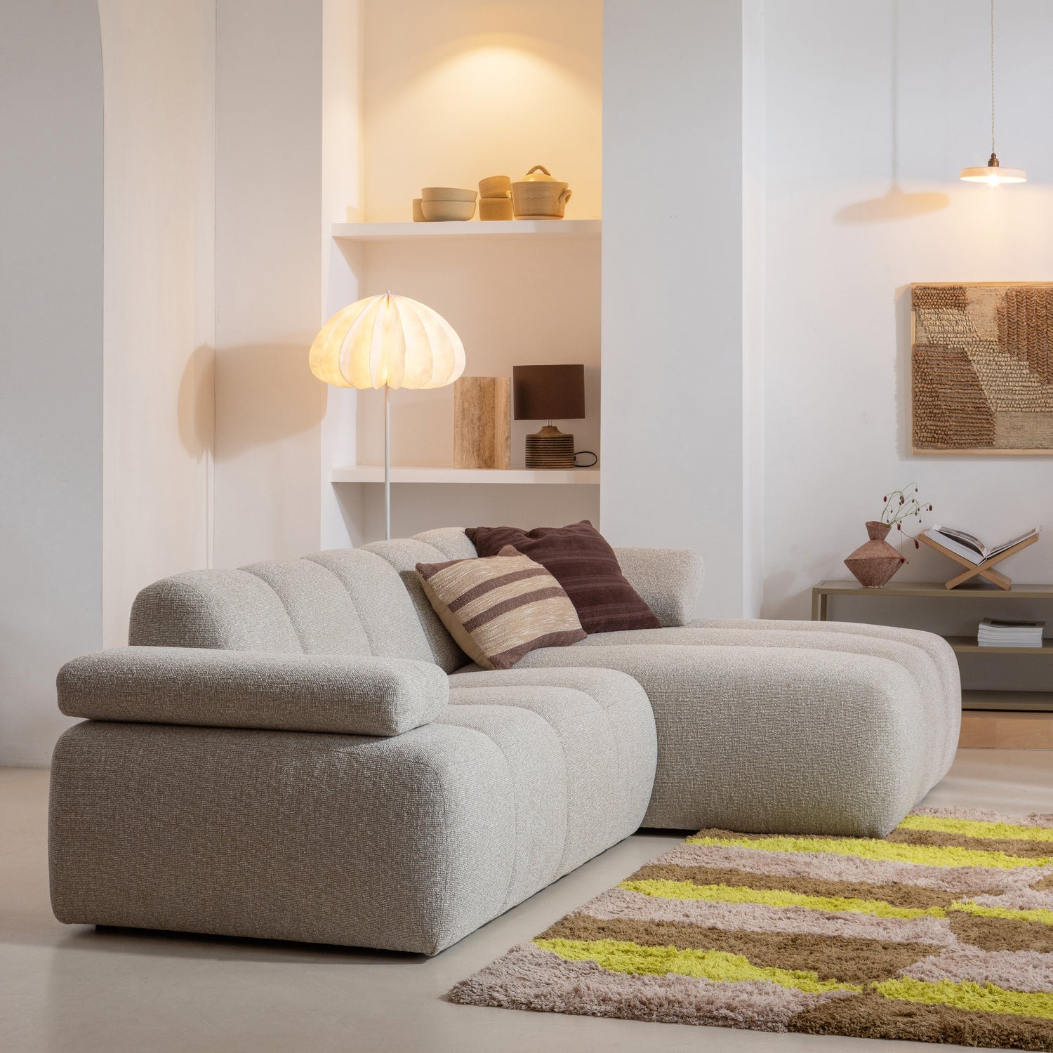 MOJO modular sofa - right-facing chaise lounge in beige mélange bouclé
