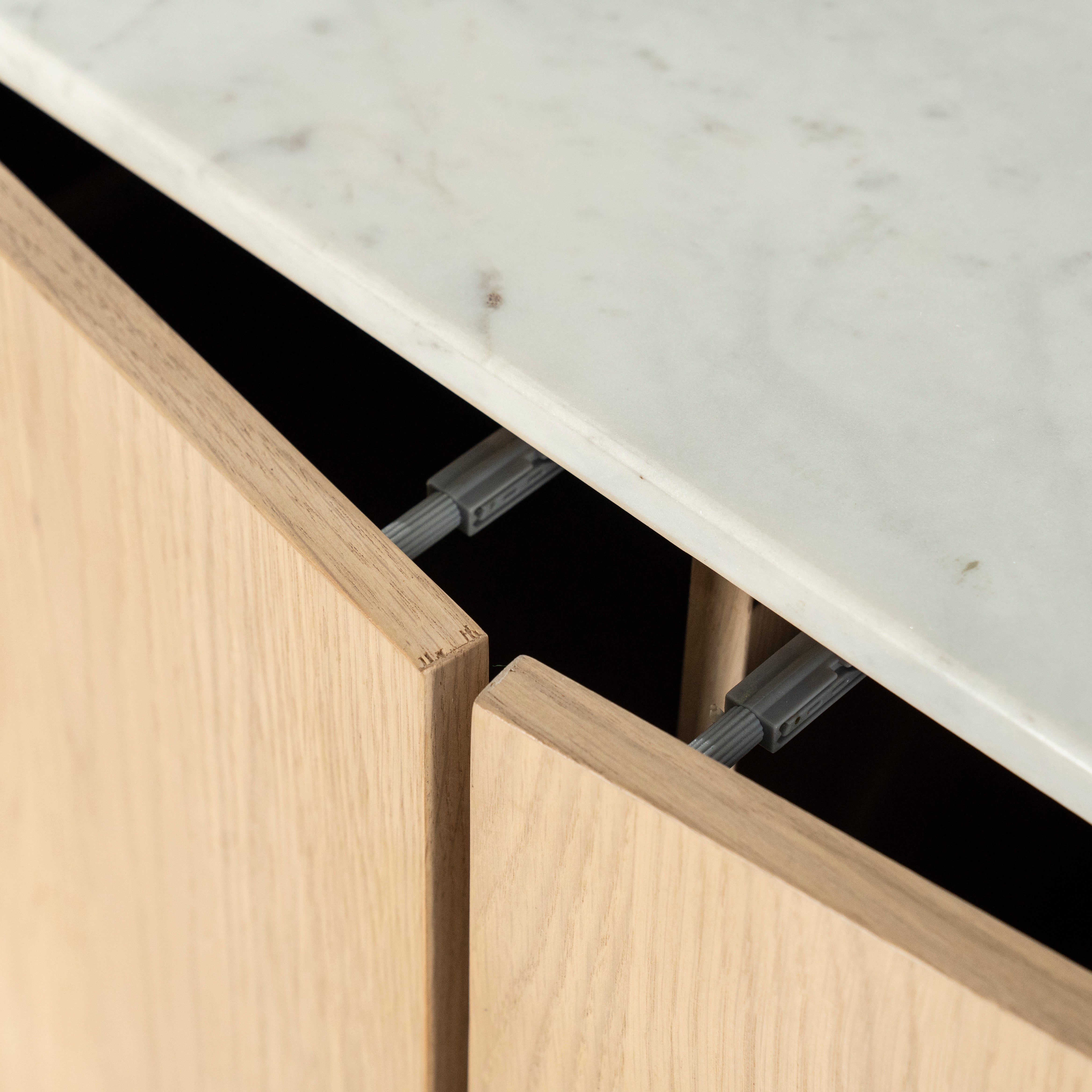 DON chest of drawers oak wood with marble top