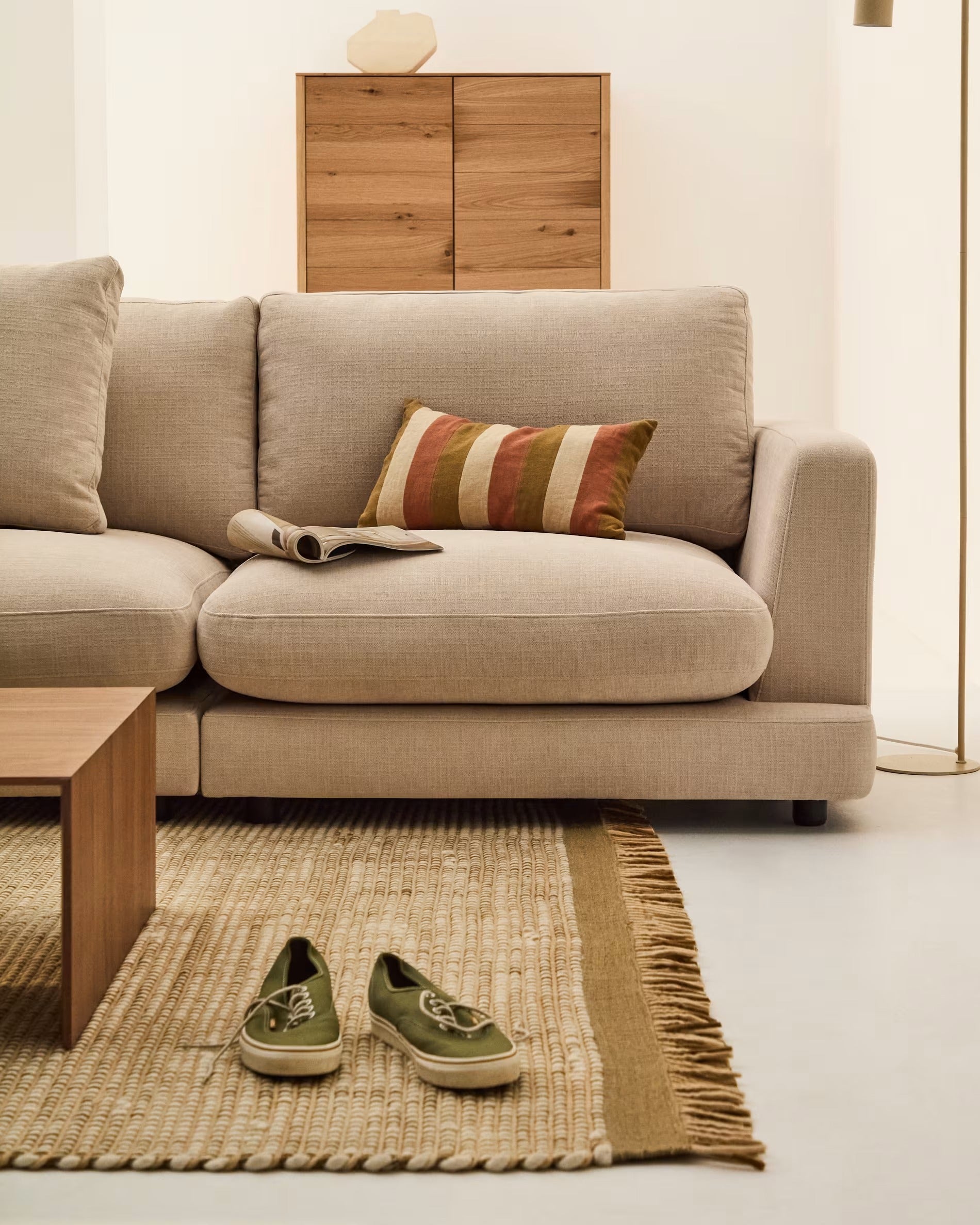 4-seater GALA sofa in beige chenille