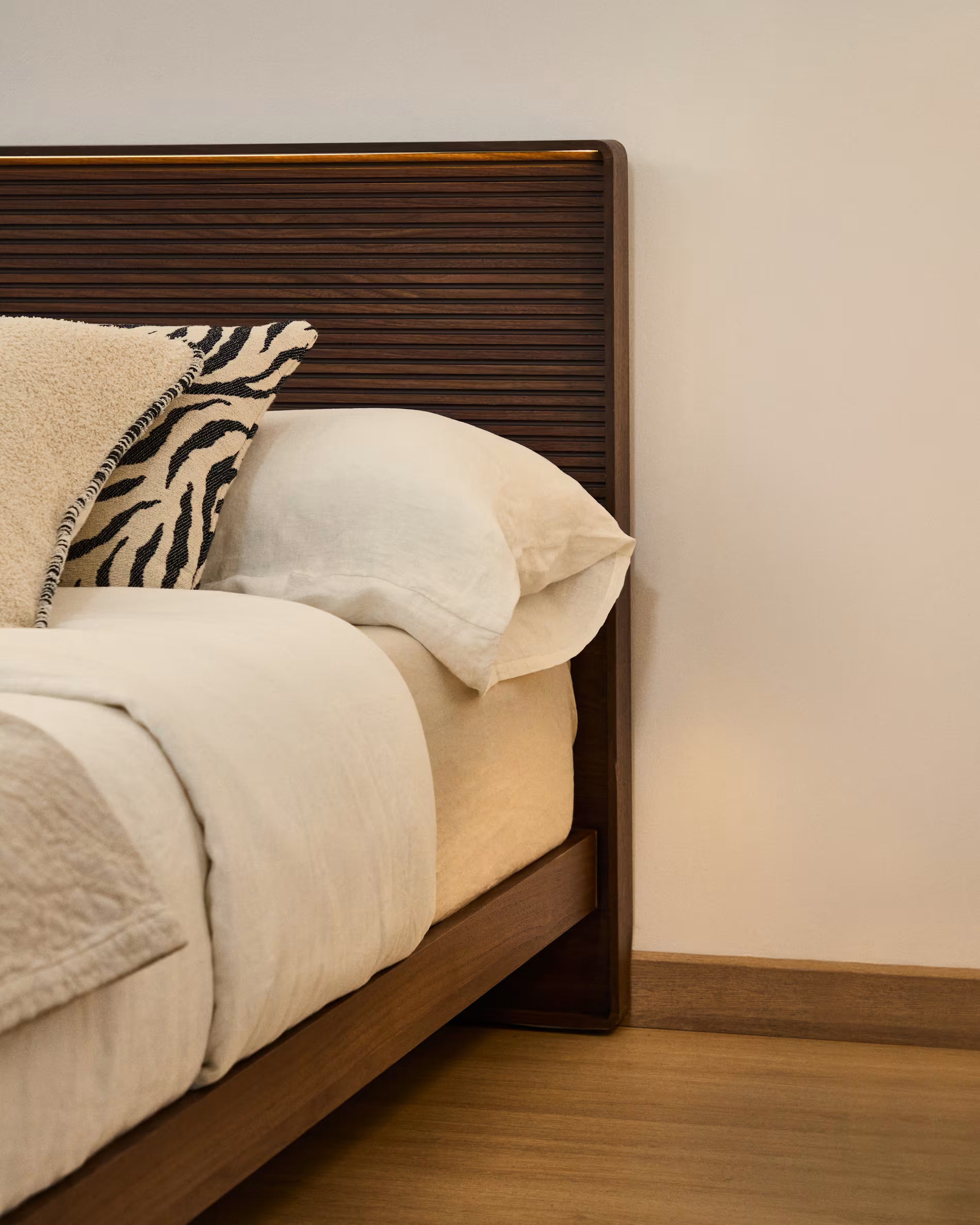 NORLEN bed dark brown walnut veneer