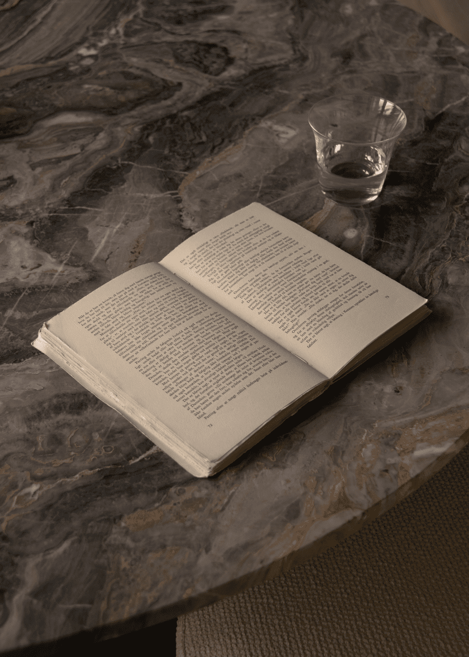 ANDROGYNE steel coffee table