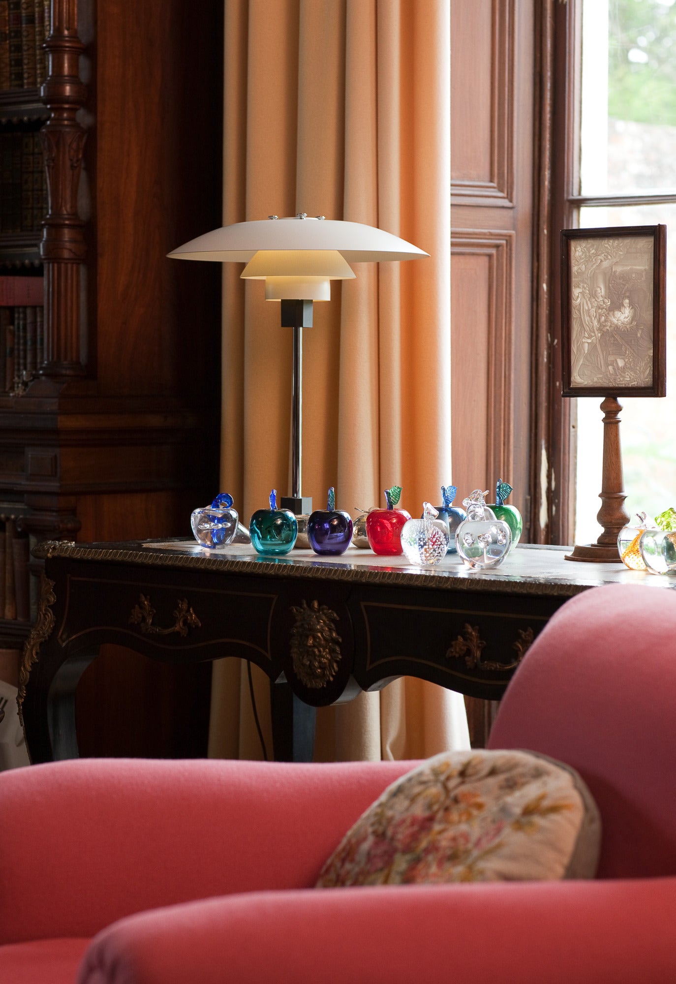 Tischlampe PH 4/3 weiß mit verchromtem Fuß