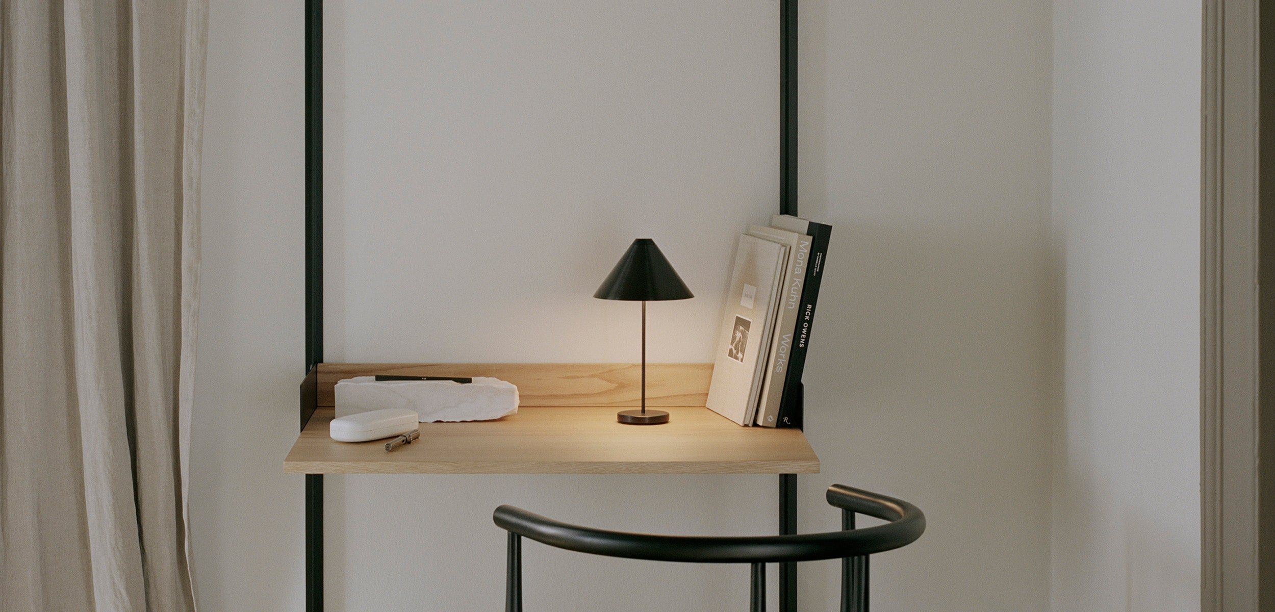 BROLLY BLACK STEEL LAMP LAMP
