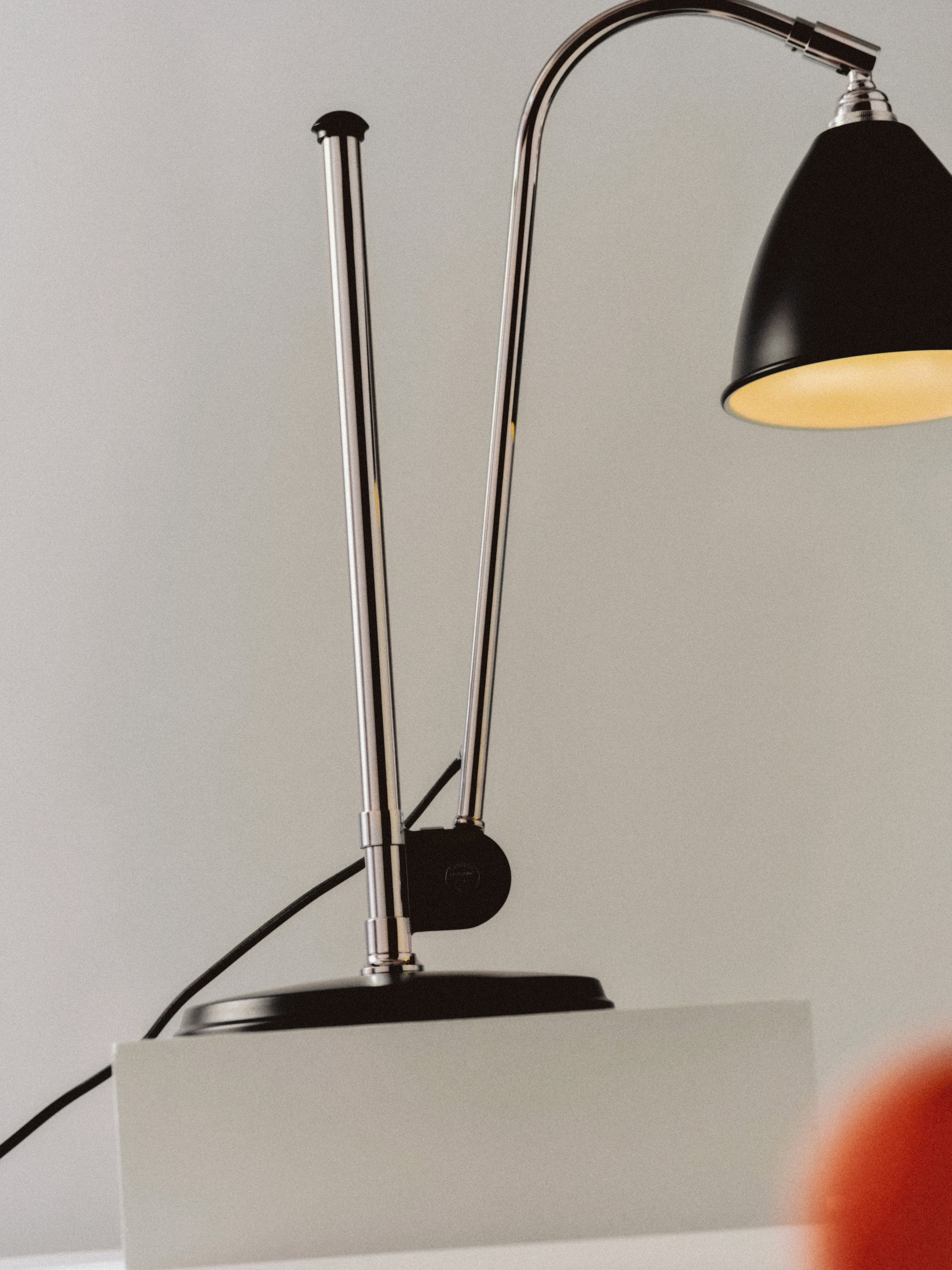 BESTLITE BL1 Black Table Lamp