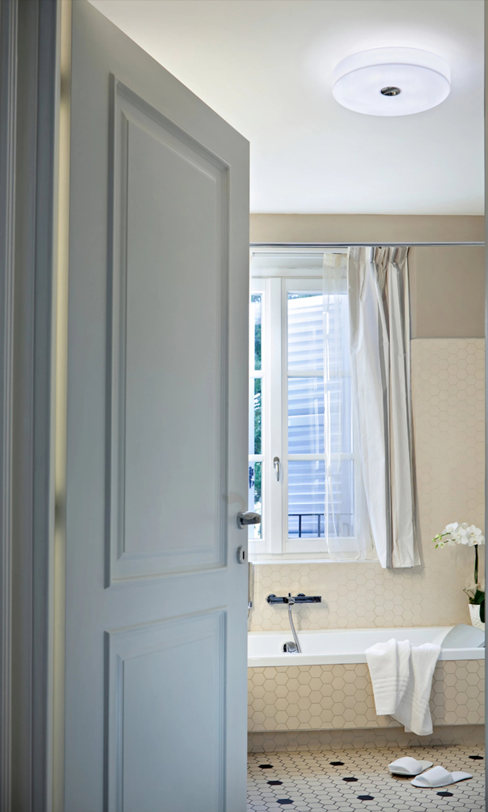 Ceiling BUTTON opal glass