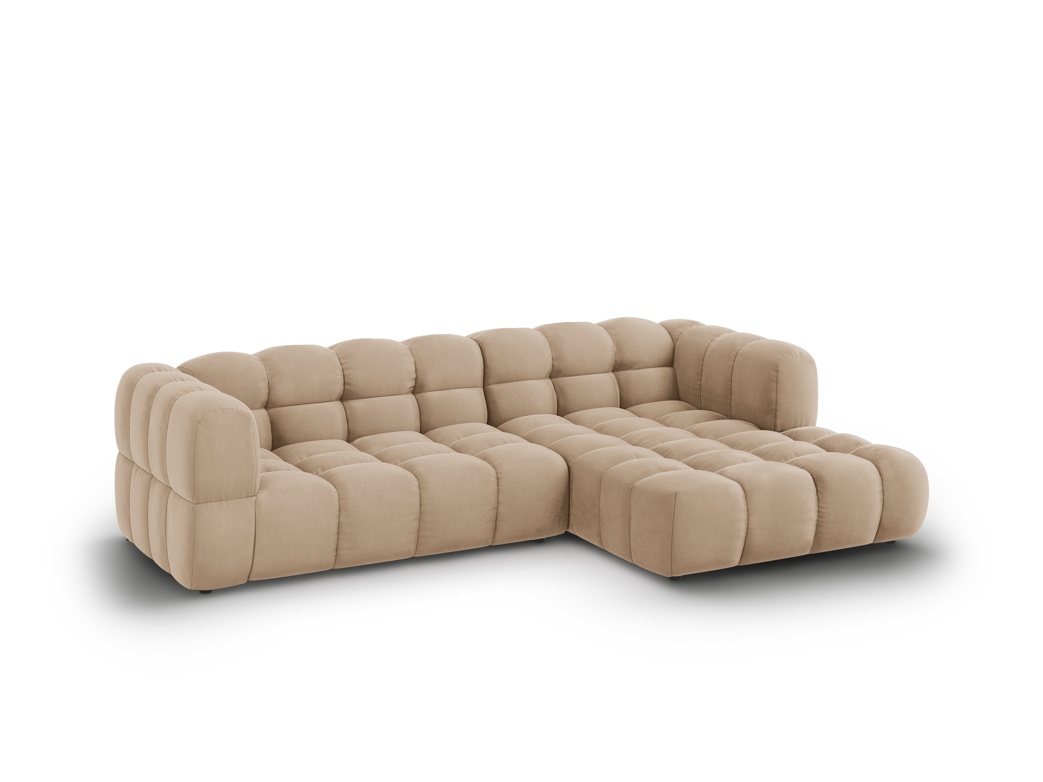 Narożnik aksamitny prawostronny 3,5-osobowy SKY piaskowy Cosmopolitan Design Eye on Design