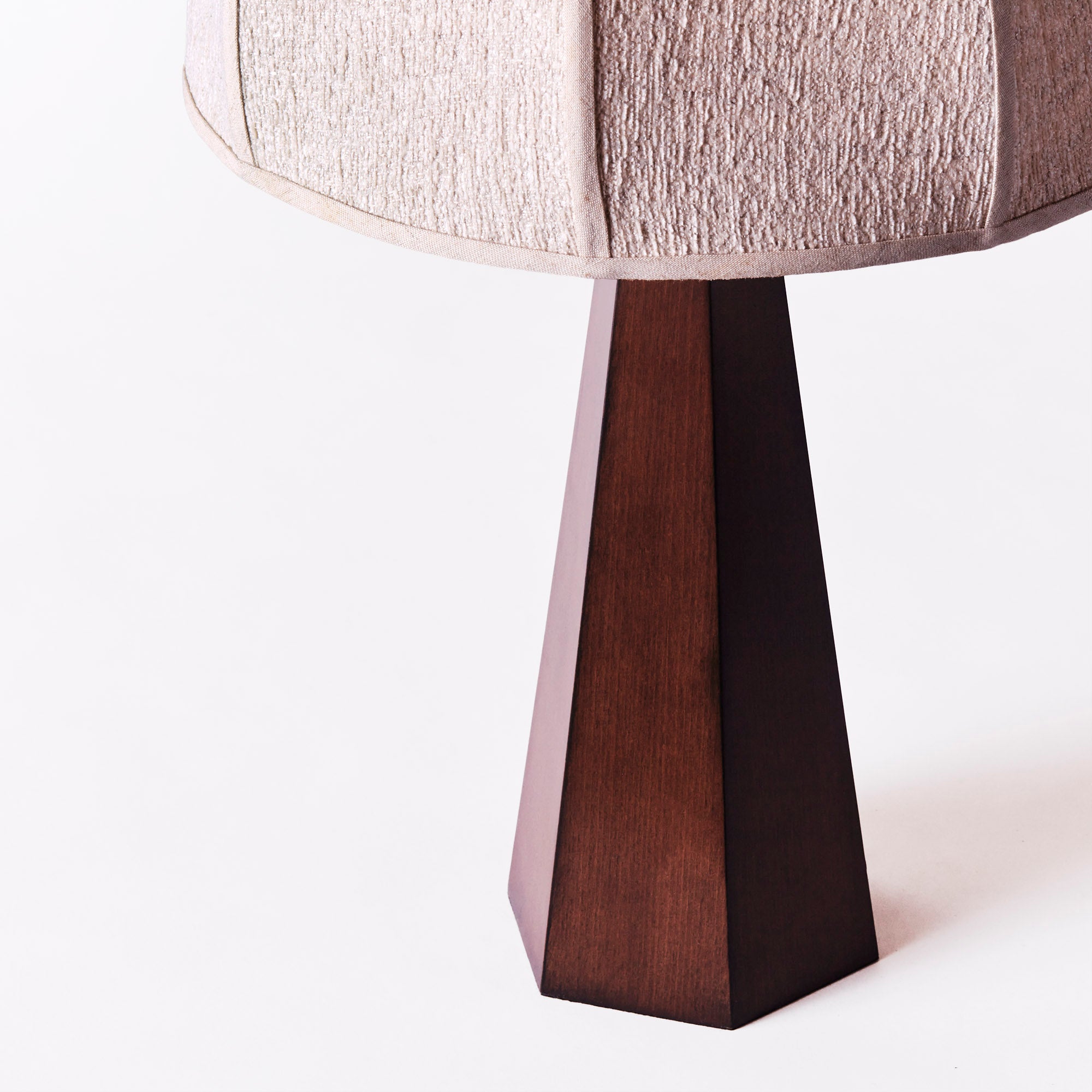 Lampa stołowa HEXAGON fornir jesionowy